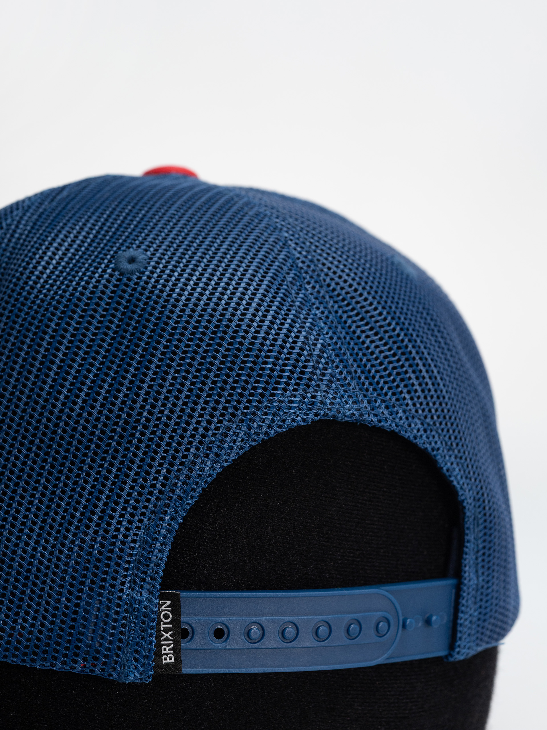 Brixton Oath Mp Trucker Baseball sapka (white/midnight blue/adrenaline)