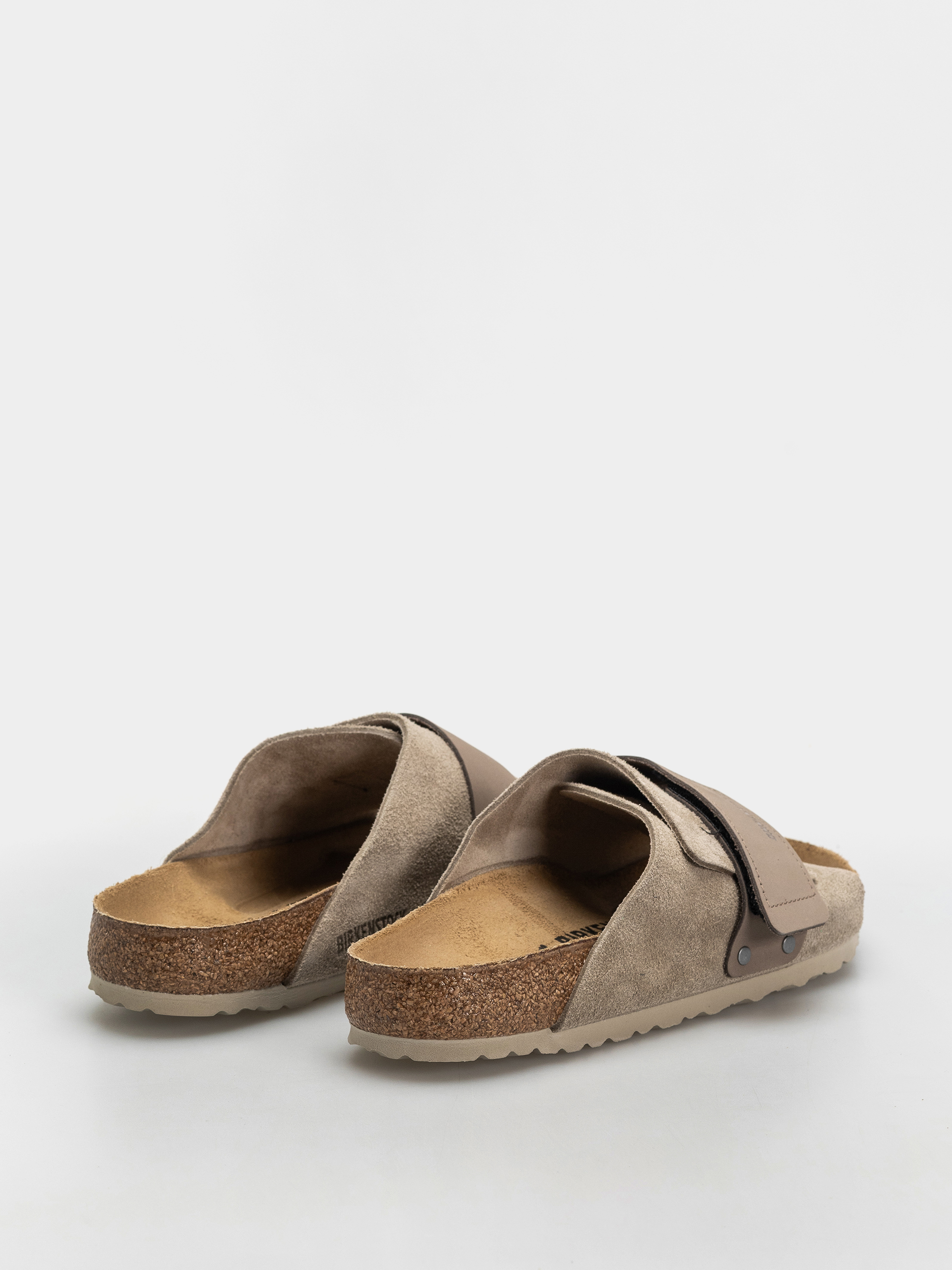Birkenstock Kyoto Nubuck Suede Leather Regular Flip-flop papucsok (taupe)