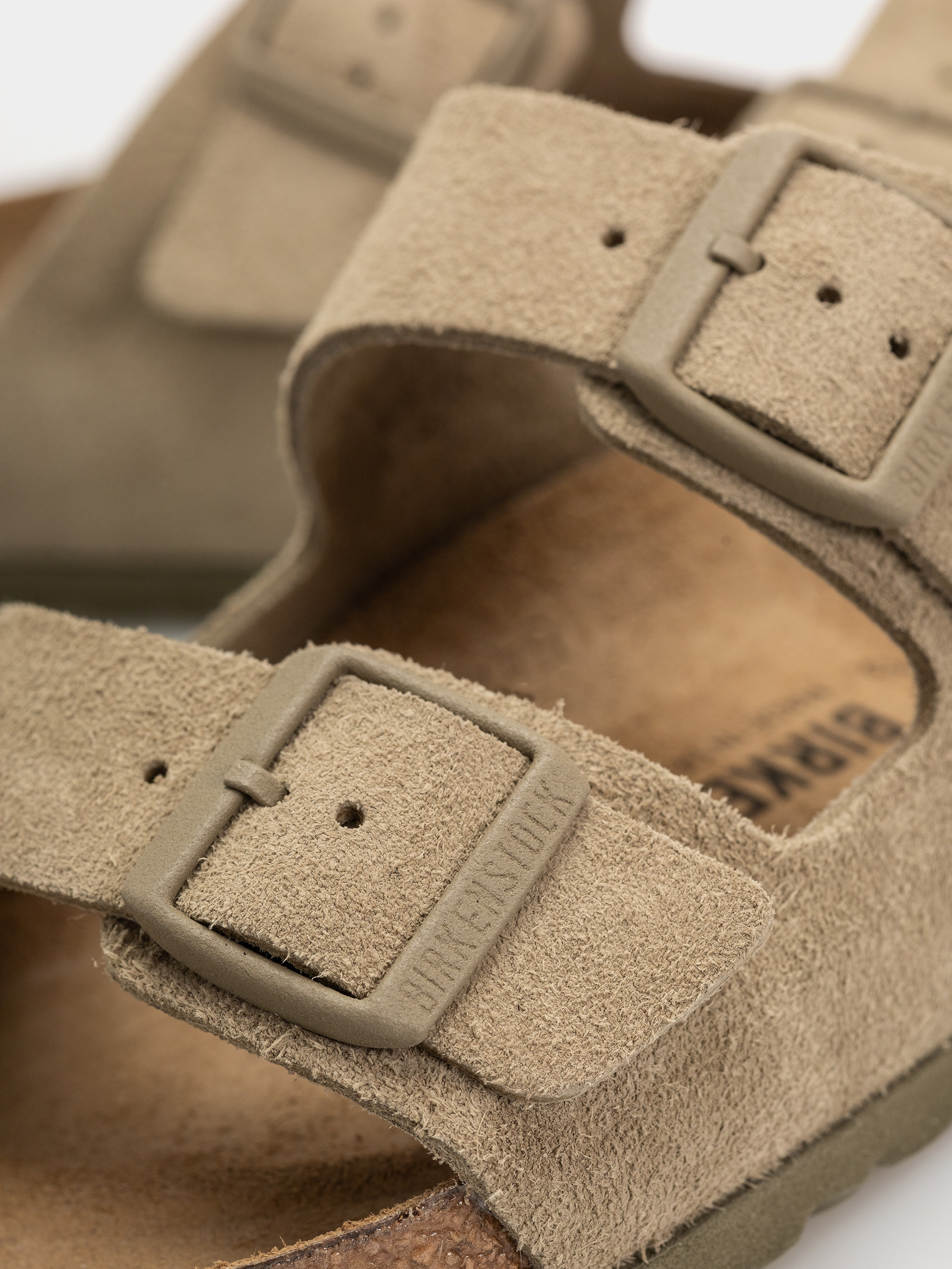 Birkenstock Arizona Suede Leather Regular Flip-flop papucsok (faded khaki)