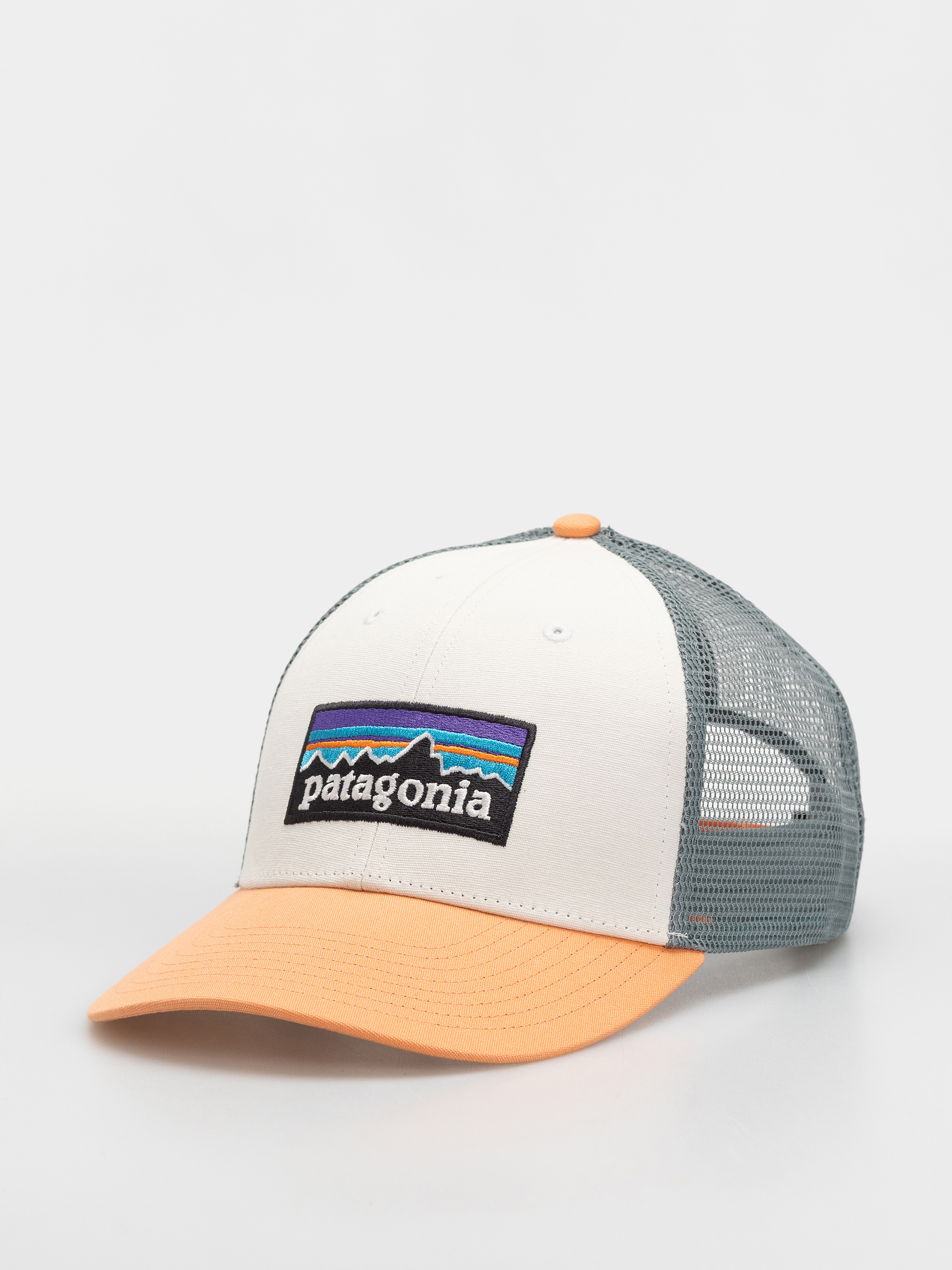 Patagonia P 6 Logo LoPro Trucker Baseball sapka (white w/peach sherbet)