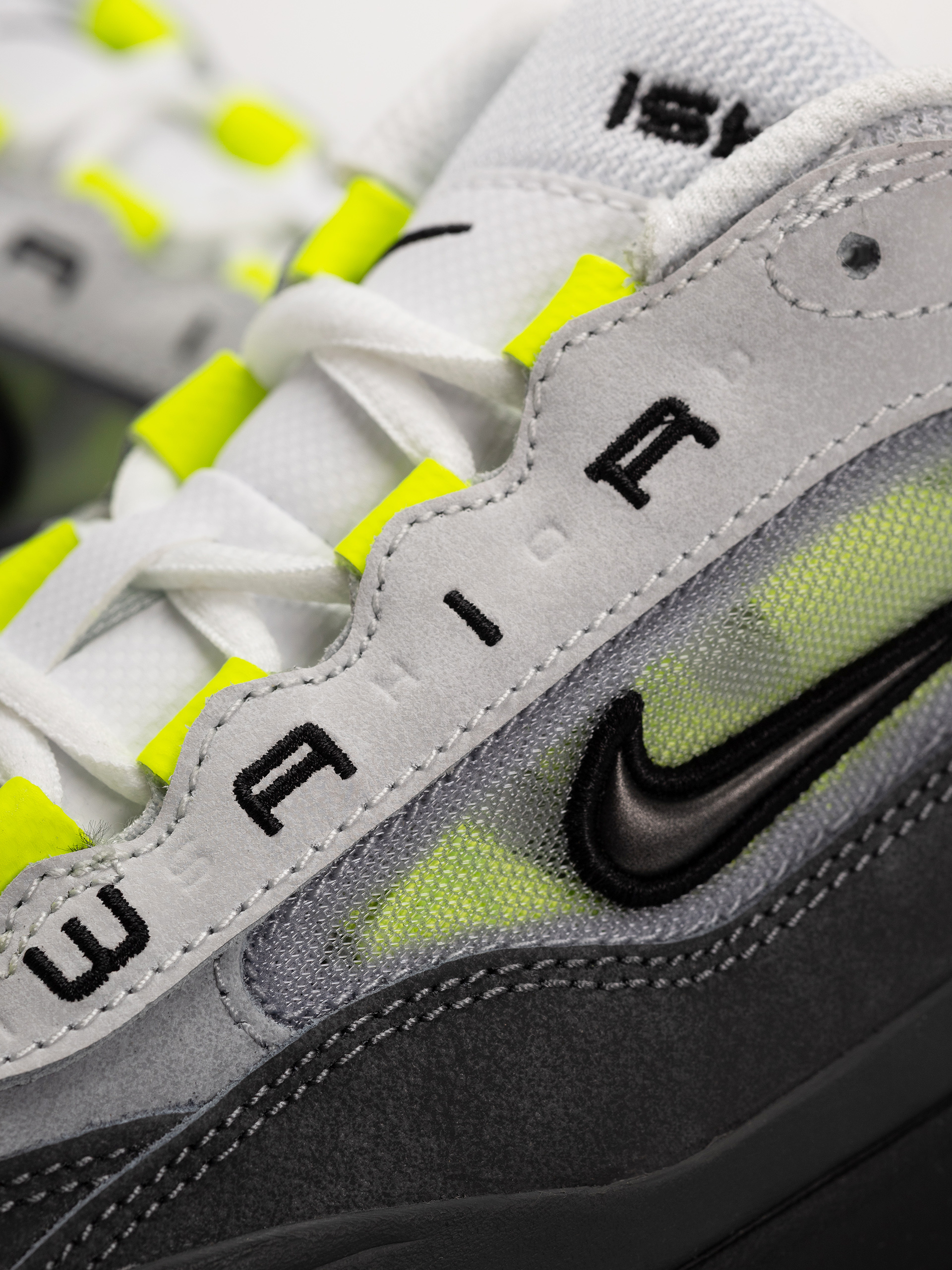 Nike SB Air Max Ishod Cipők (black/neon yellow anthracite lt graphite)