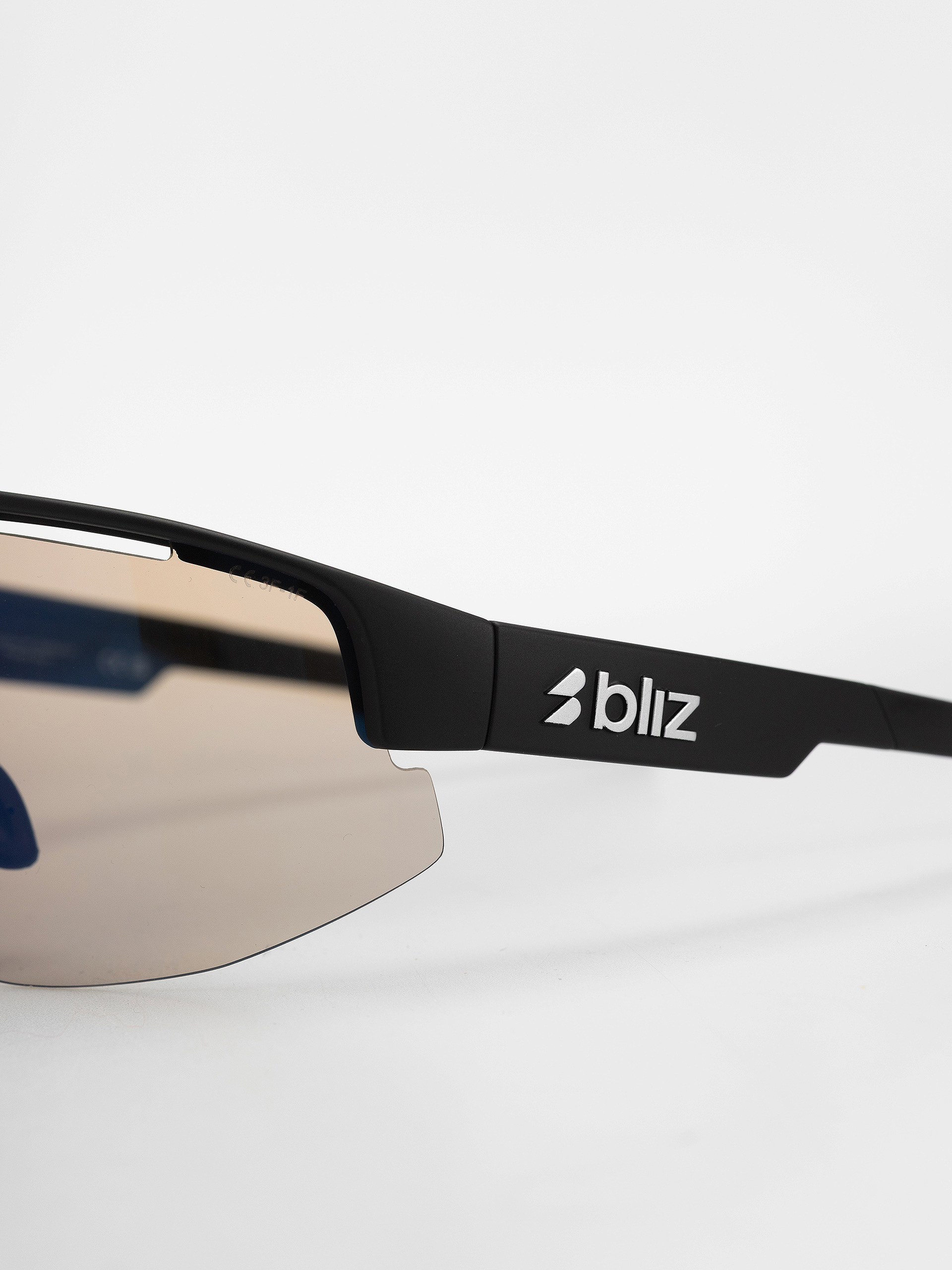 Bliz Matrix Napszemüvegek (matt black/nano optics photochromic brown w blue multi)