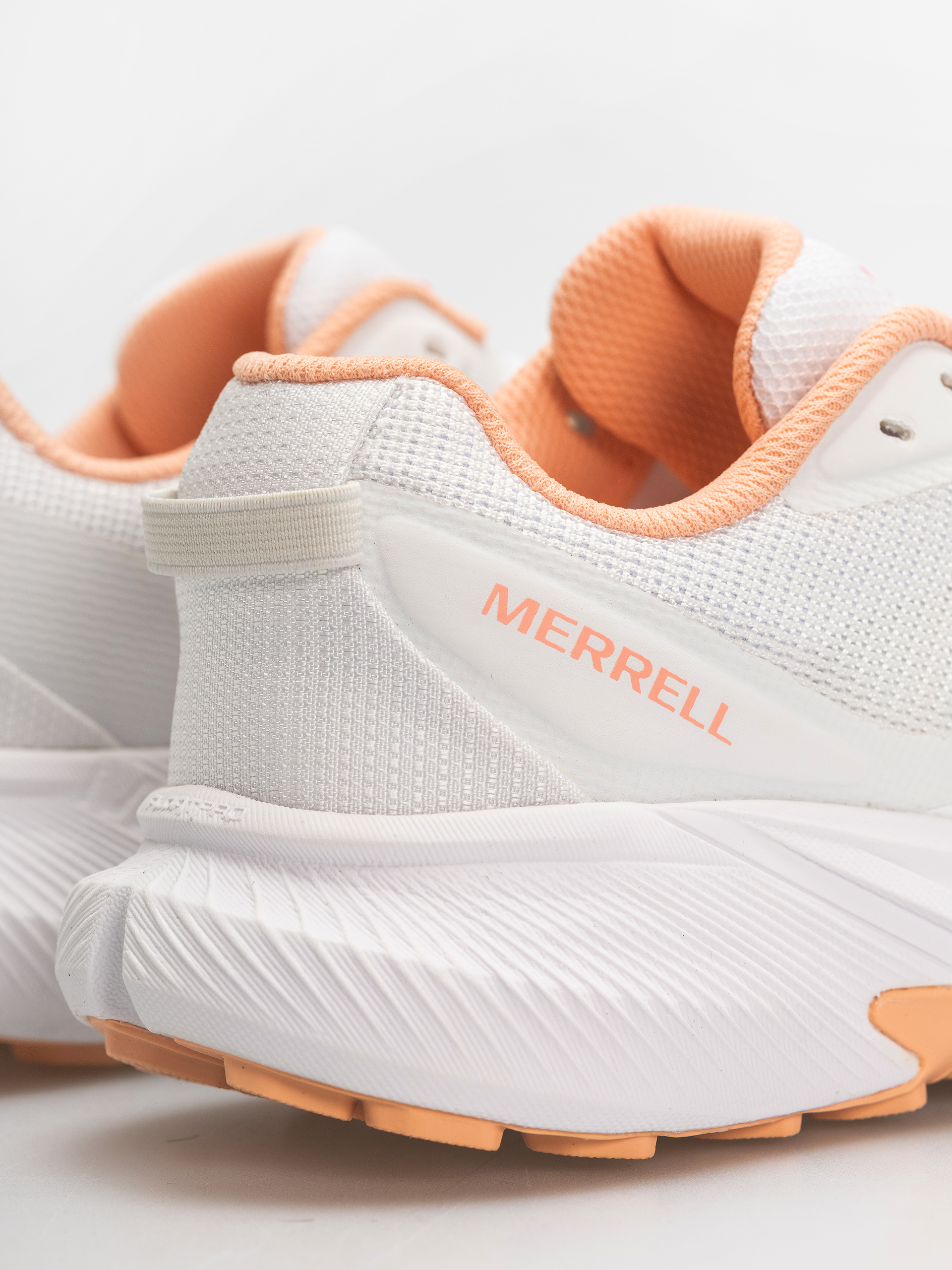 Merrell Agility Trail Cipők Wmn (white/peach)
