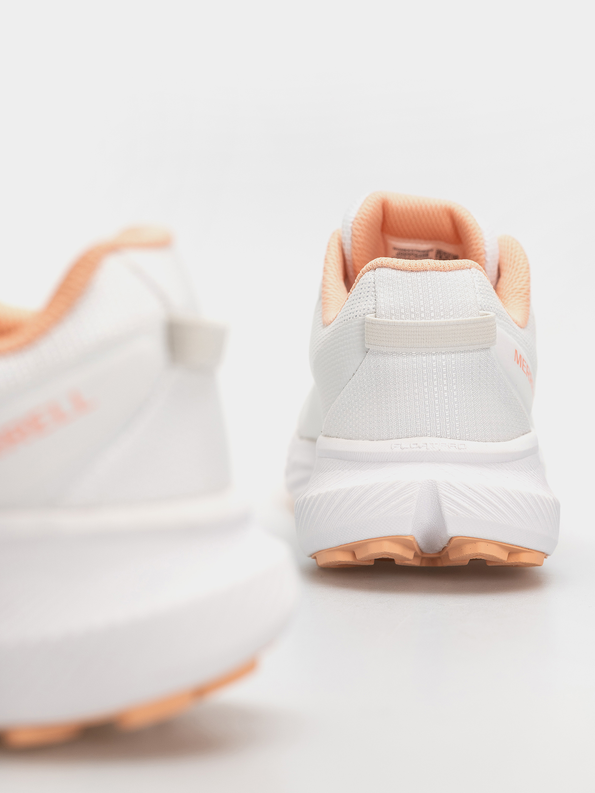 Merrell Agility Trail Cipők Wmn (white/peach)