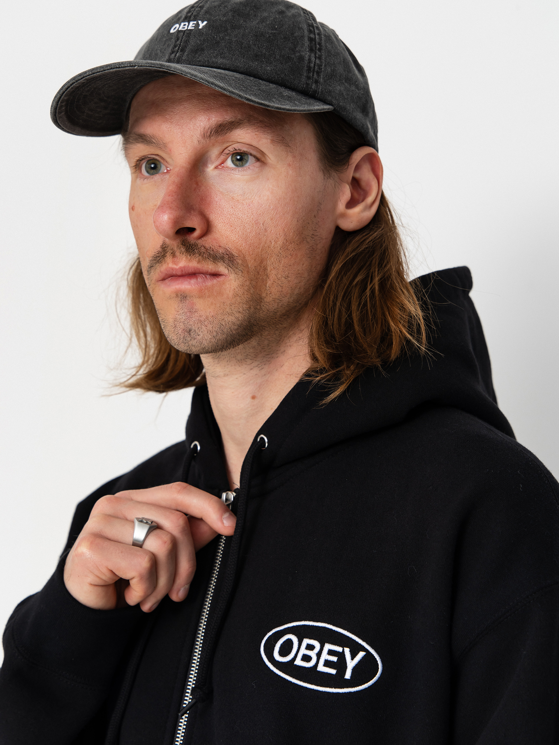 OBEY Oval ZHD Kapucnis pulóver (black)