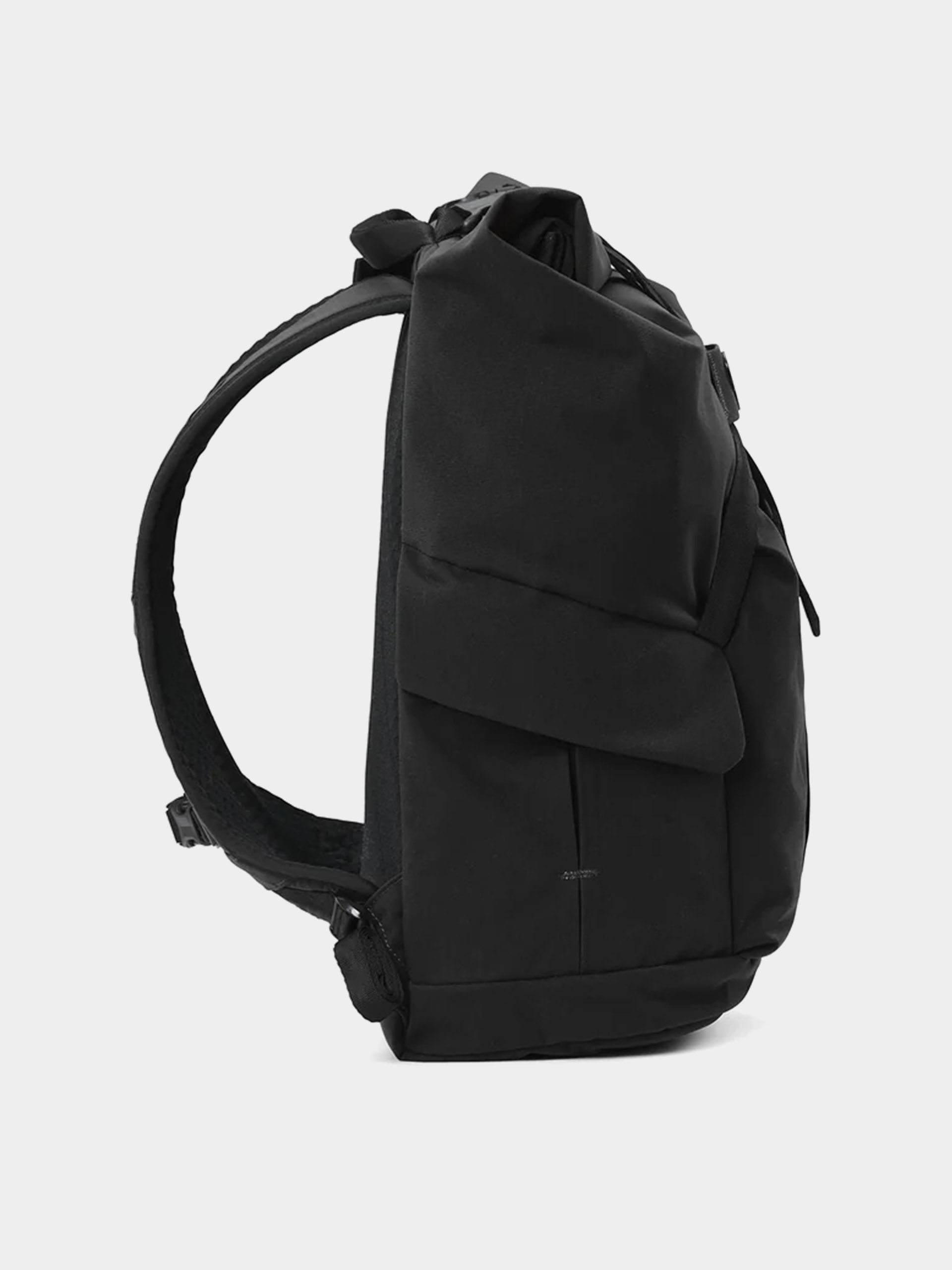 Hátizsák PinqPonq Kross (solid black)