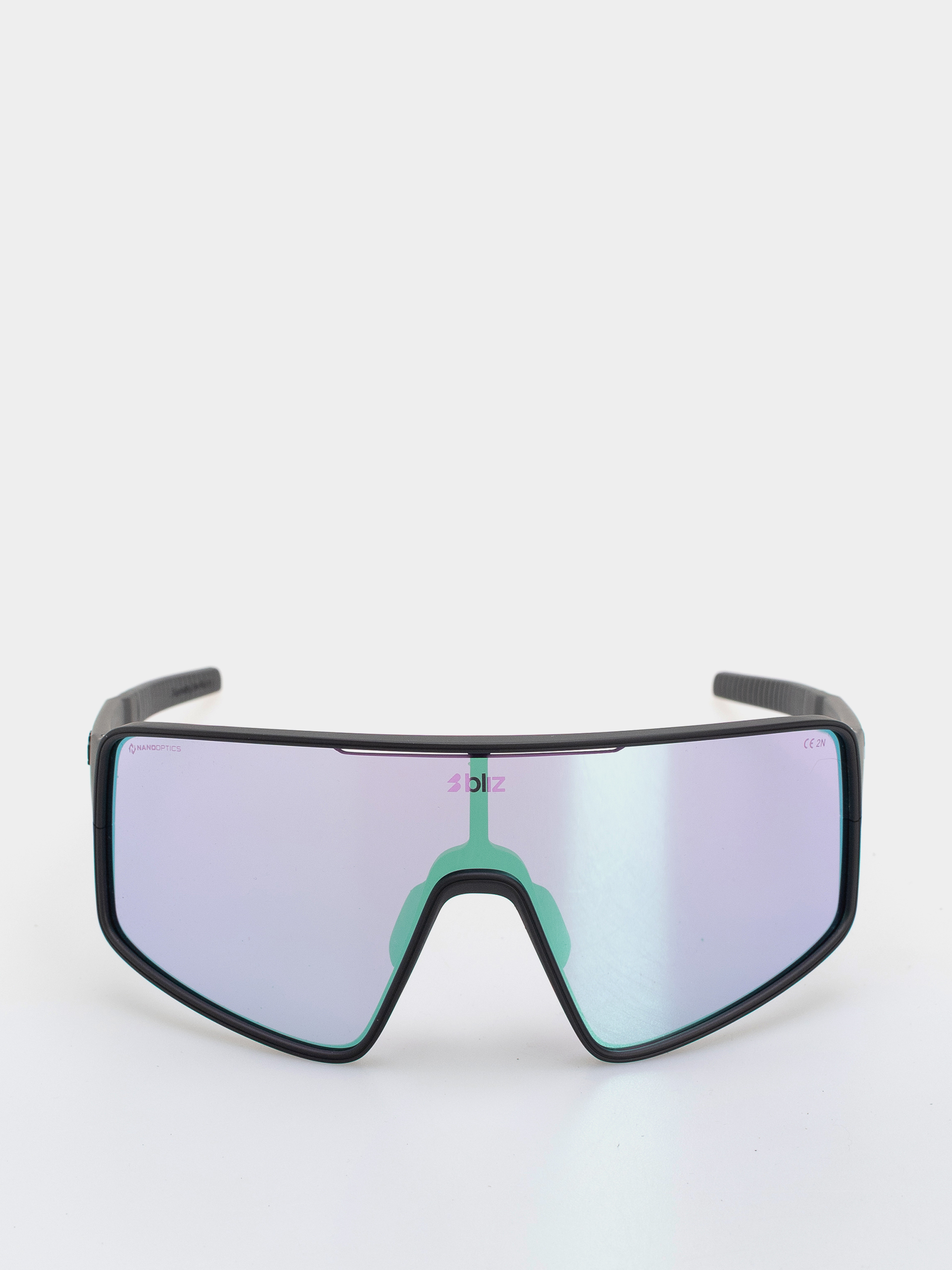 Bliz P001 Napszemüvegek (matt black/nano optics nordic light begonia - violet w blue multi)