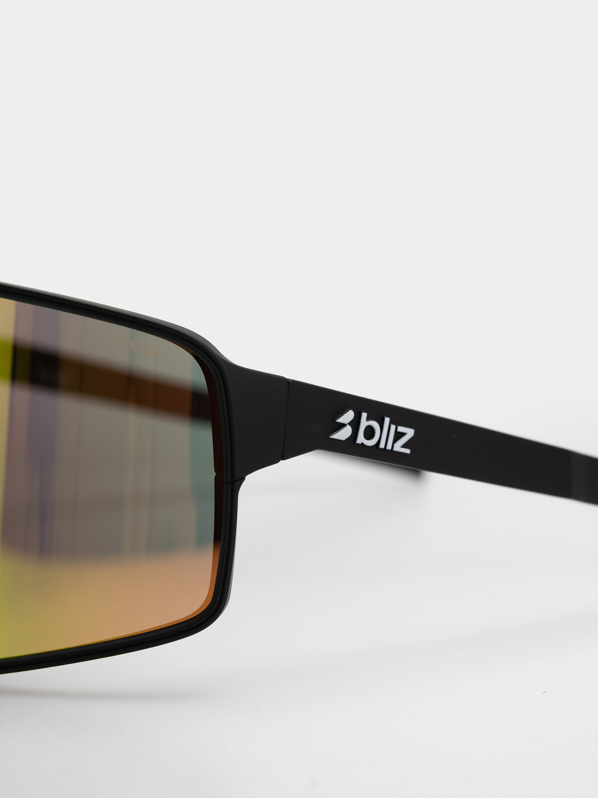 Bliz P001 Napszemüvegek (matt black/brown w green multi)