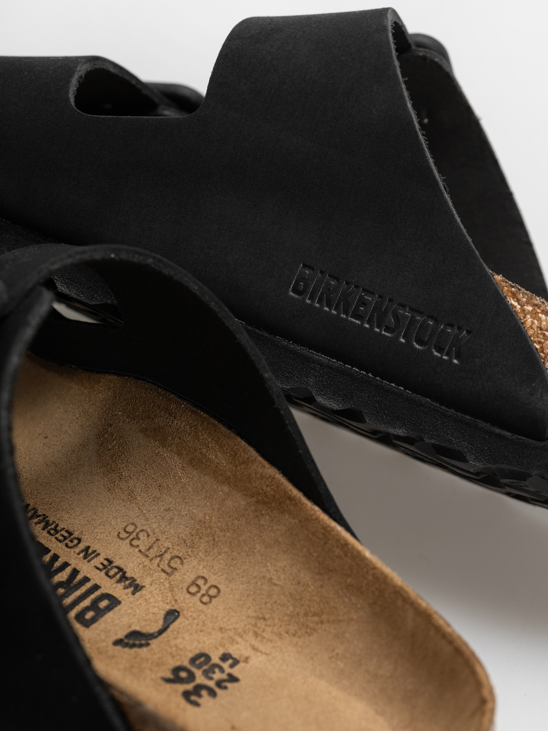 Birkenstock Arizona Wire Buckle Nubuck Leather Narrow Flip-flop papucsok (black)