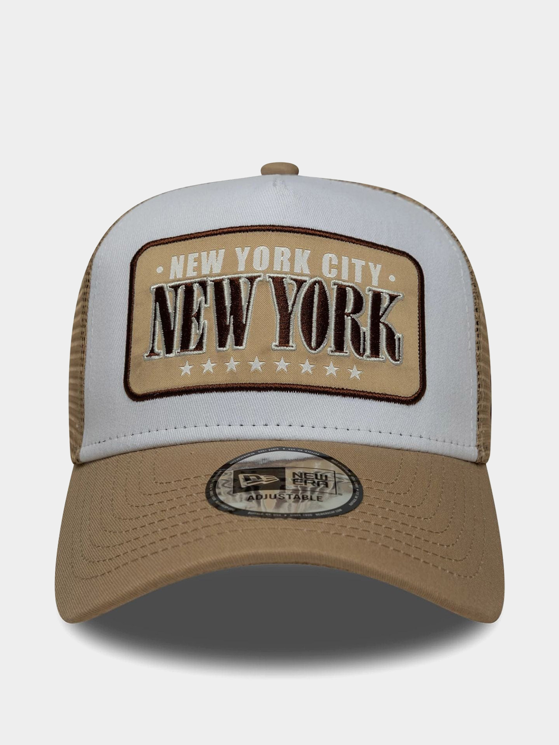 Baseball sapka New Era Location Patch Trucker (camel/white)