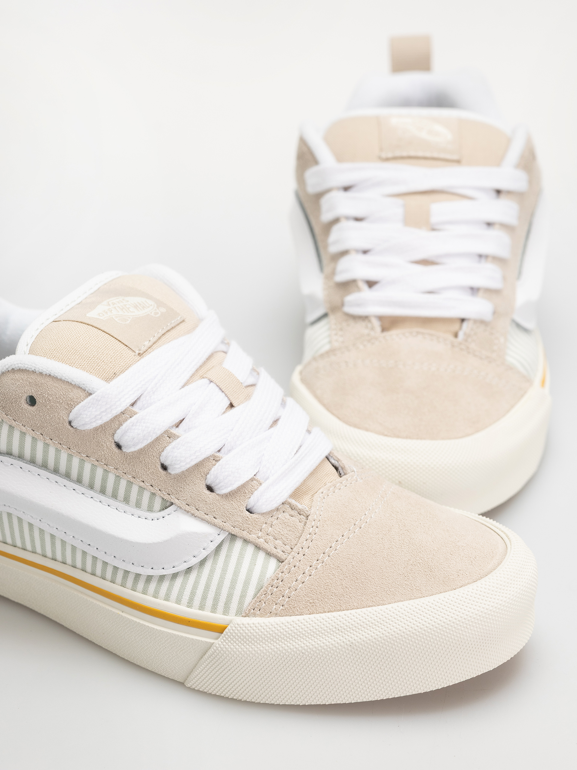 Vans Knu Skool Cipők (oatmeal)
