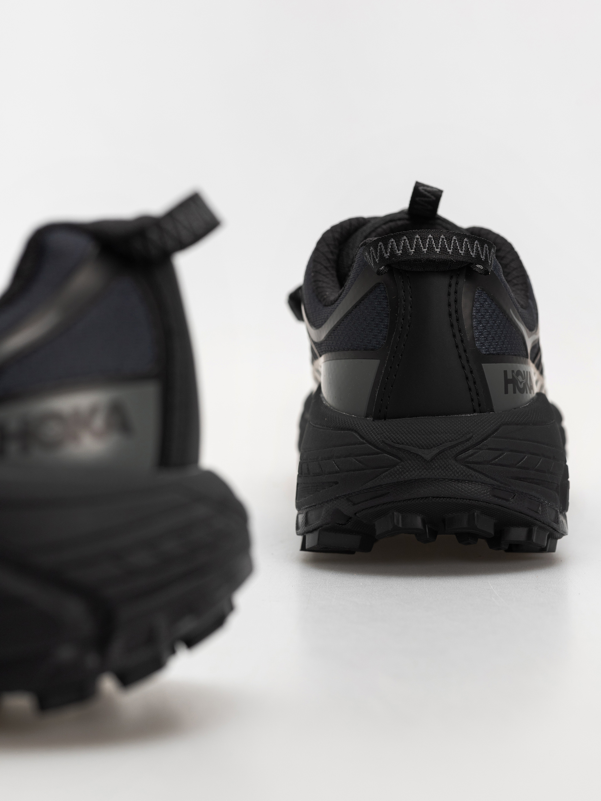 Cipők Hoka Mafate Three 2 Wordmark (black/outer orbit)