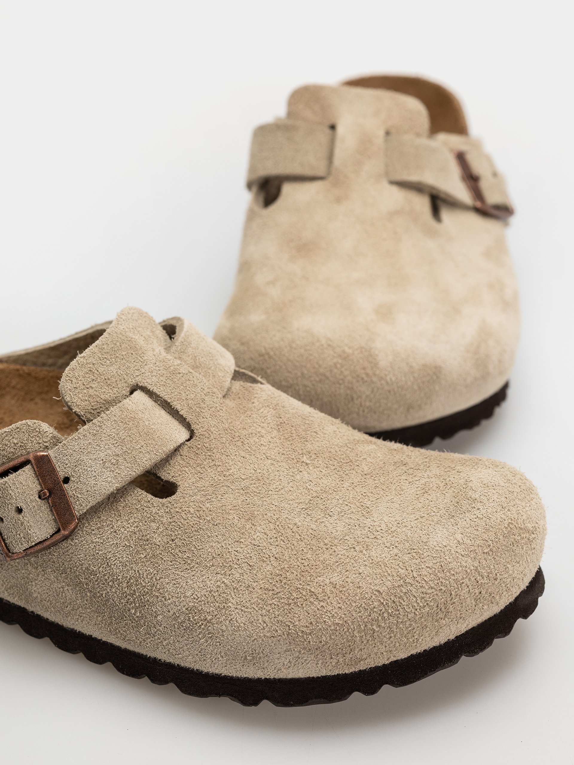 Flip-flop papucsok Birkenstock Boston Soft Footbed Suede Leather Regular (taupe)