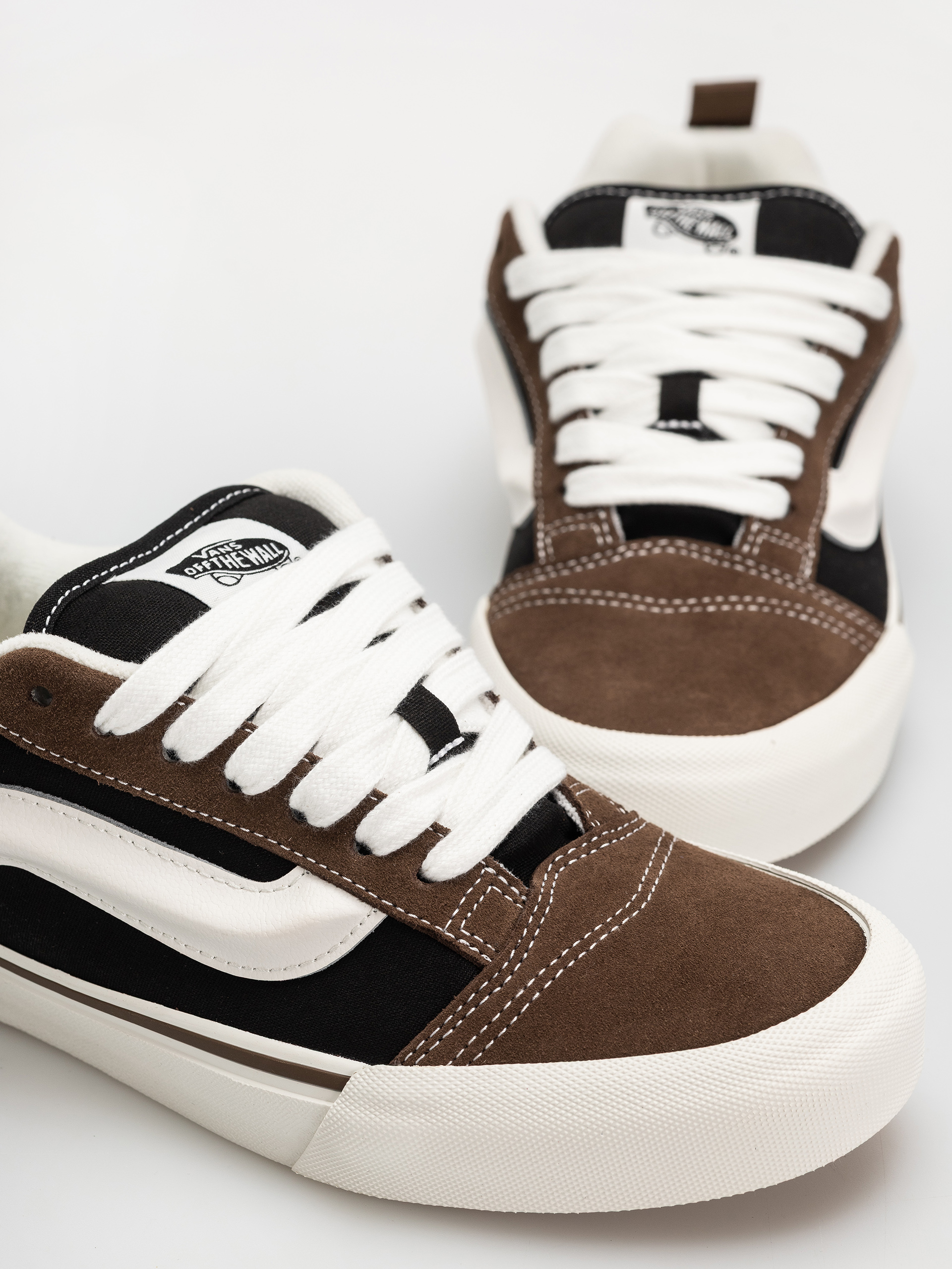 Vans Knu Skool Cipők (black/brown)