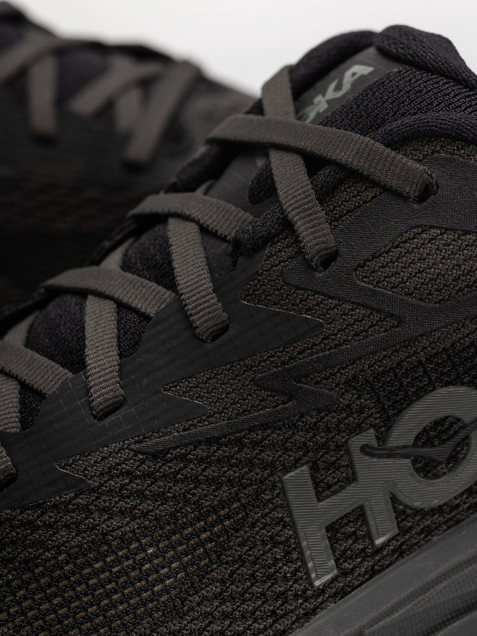 Cipők Hoka Challenger 8 (black/outer orbit)