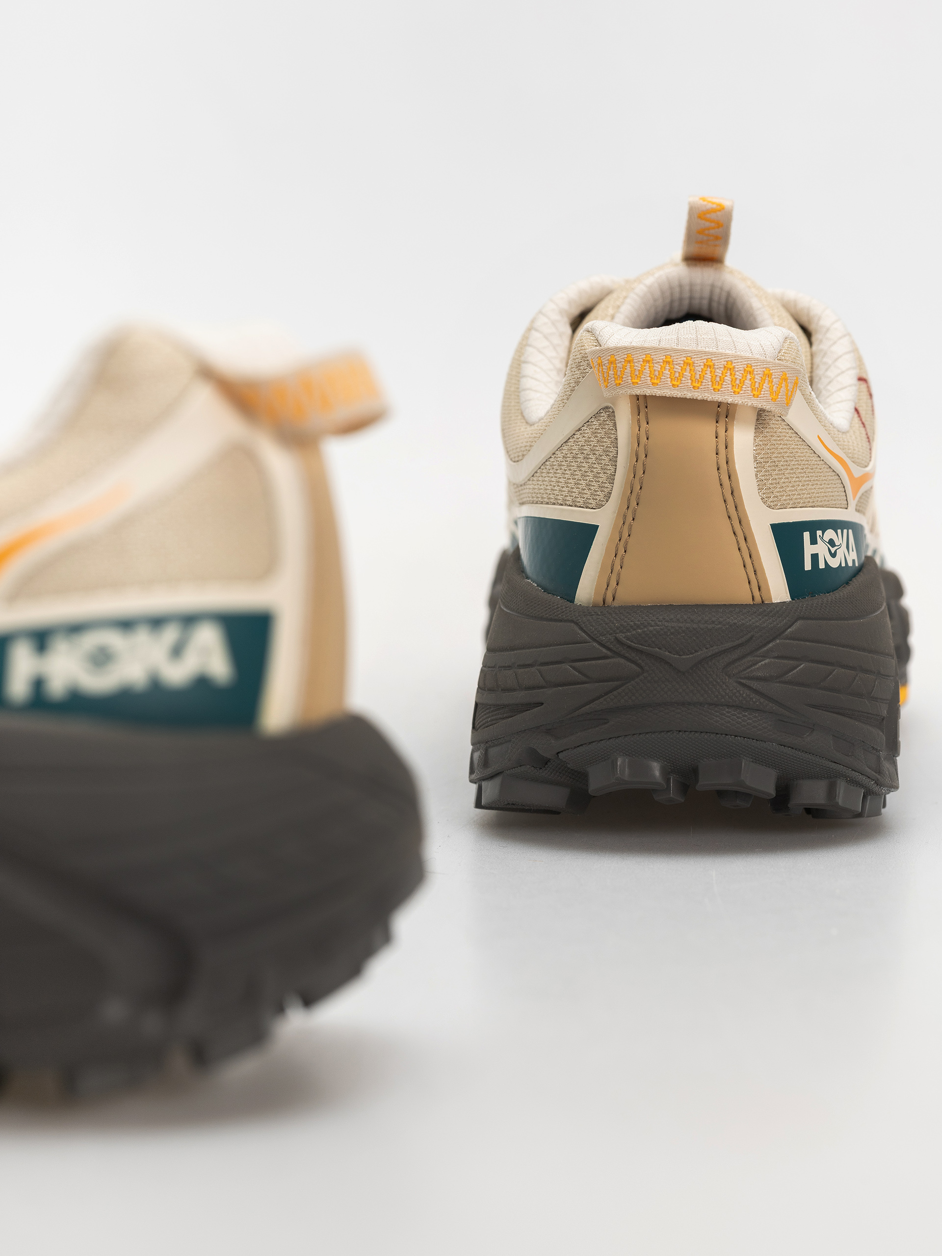 Cipők Hoka Mafate Three2 Wordmark (cream/khaki)