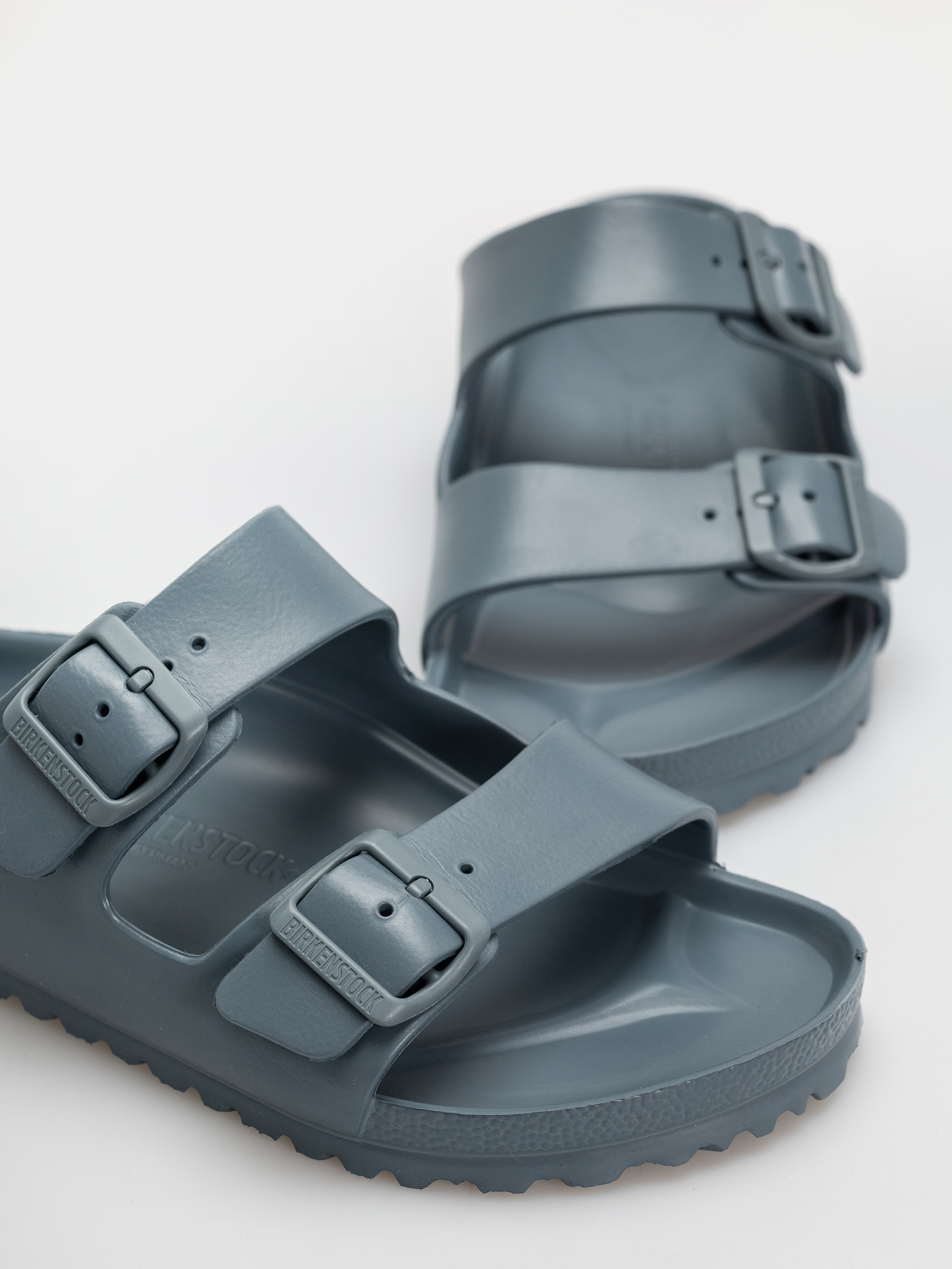 Flip-flop papucsok Birkenstock Arizona Essentials EVA Regular (basalt gray)