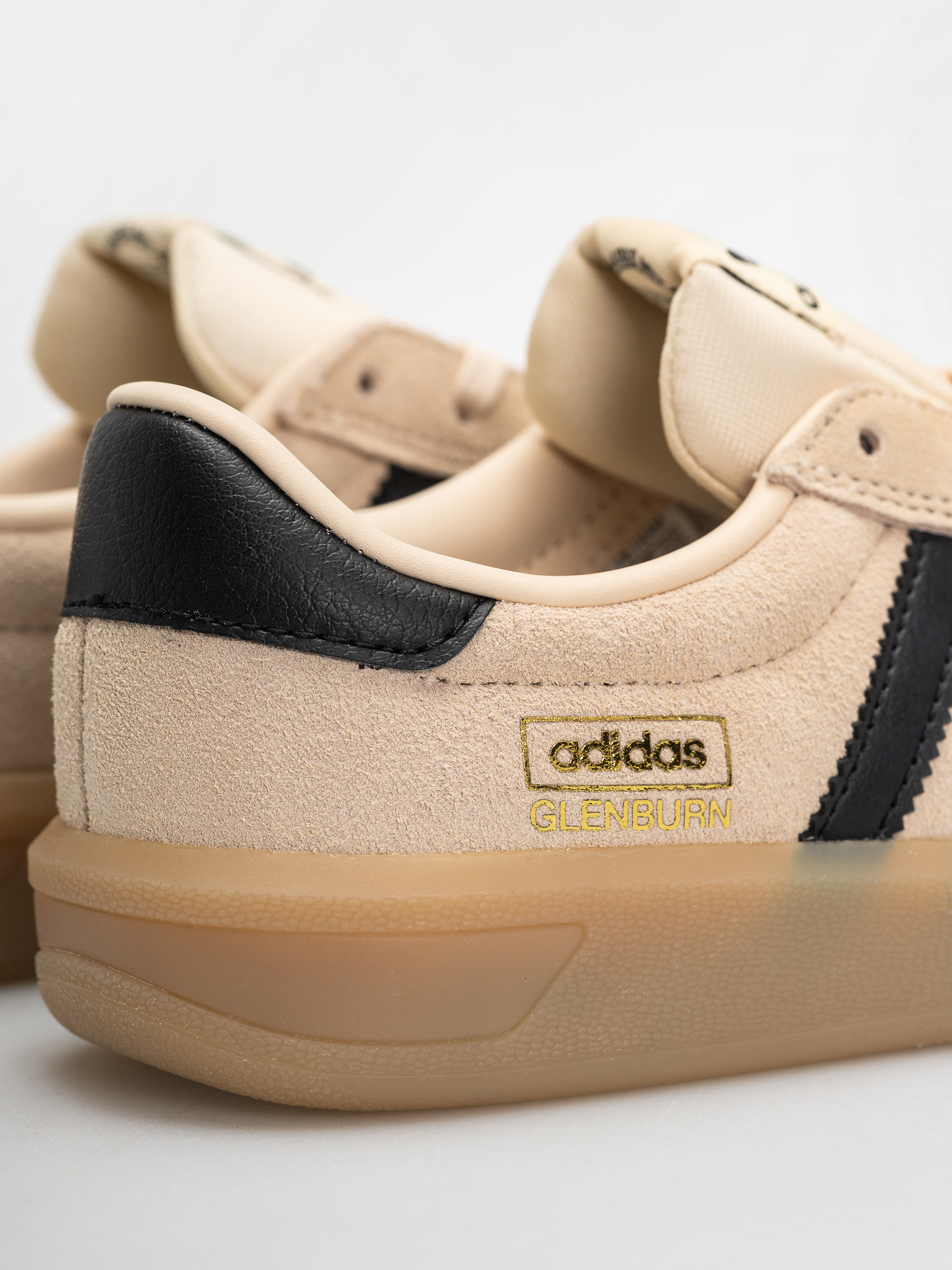 adidas Glenburn Cipők (sanstr/cblack/gum4)