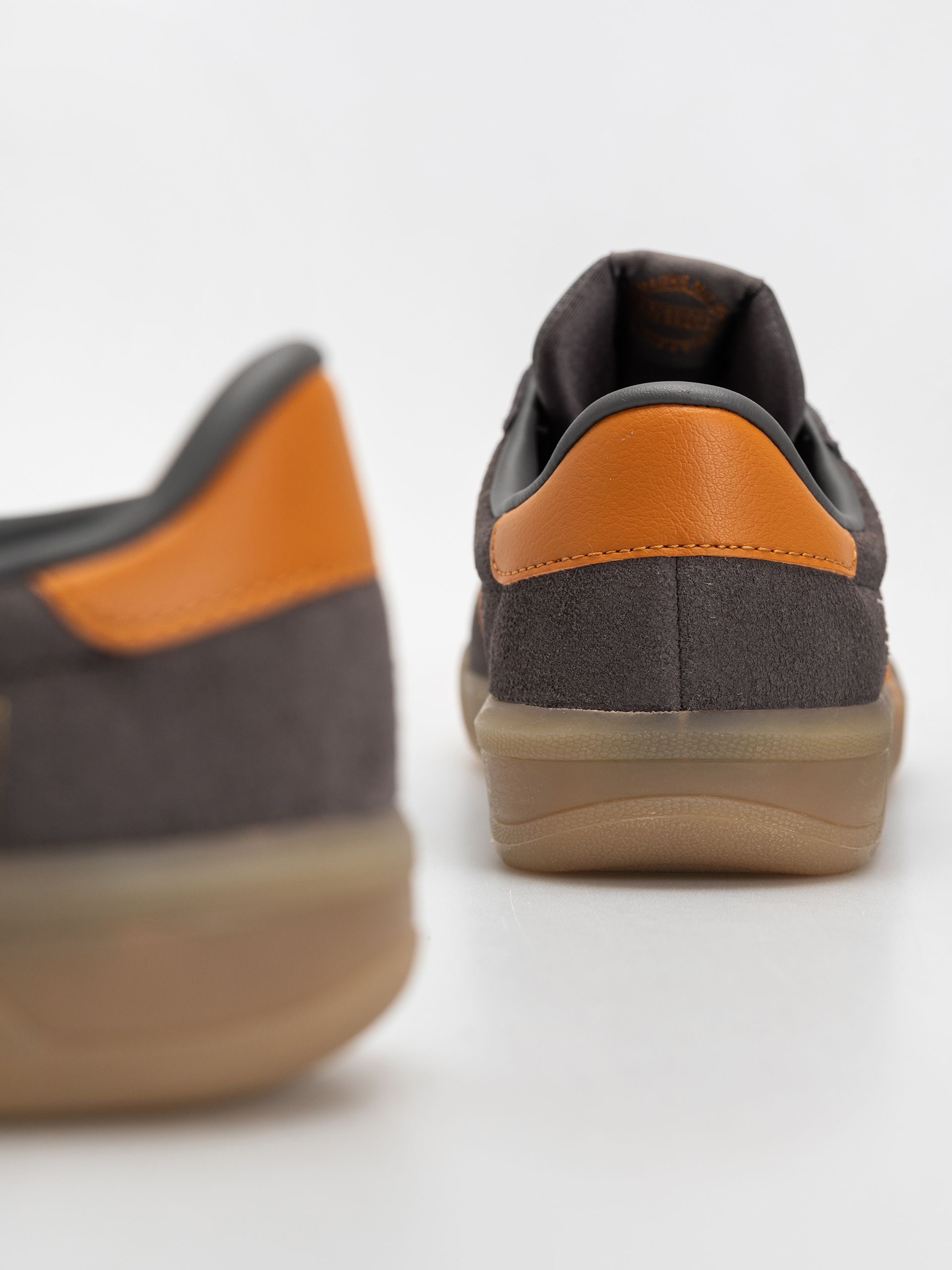 adidas Glenburn Cipők (chacoa/rusora/gum4)