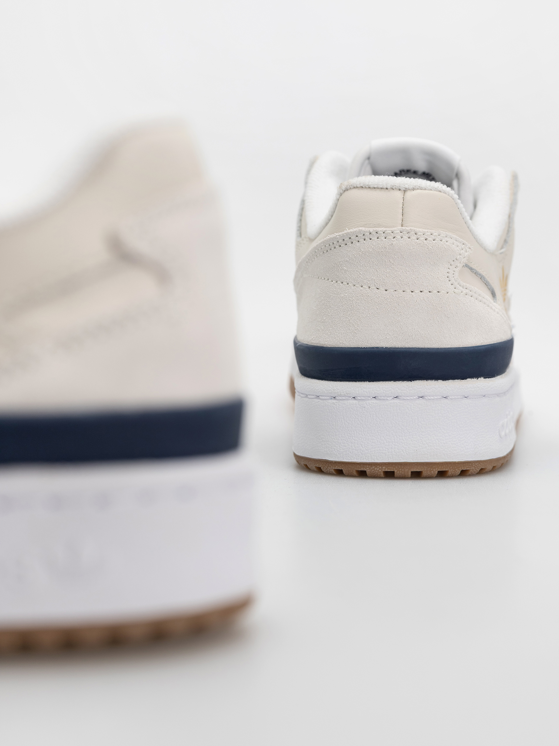 adidas Forum 84 Low Adv Cipők (cwhite/conavy/ftwwht)