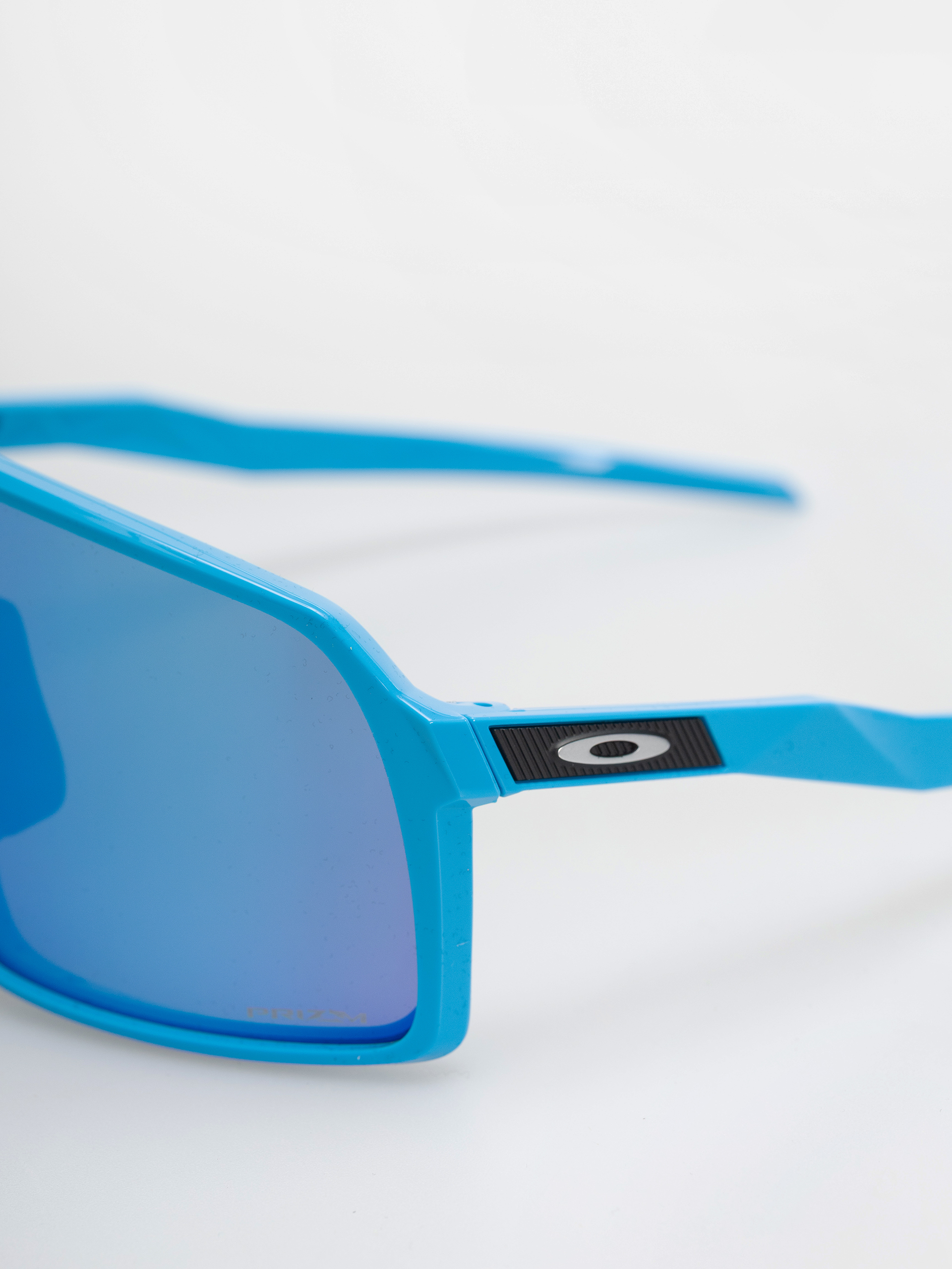Oakley Sutro Napszemüvegek (sky/prizm sapphire)