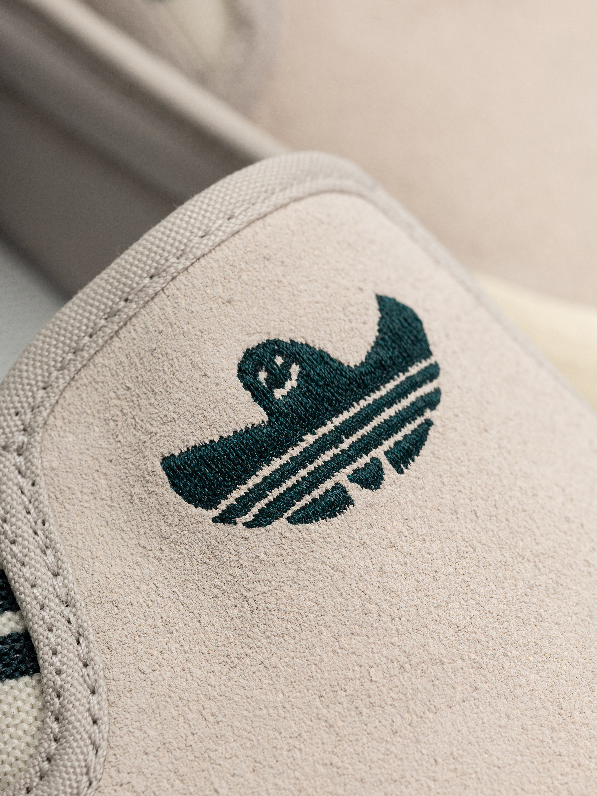 Cipők adidas Shmoofoil Slip Rx (wonalu/crewht)