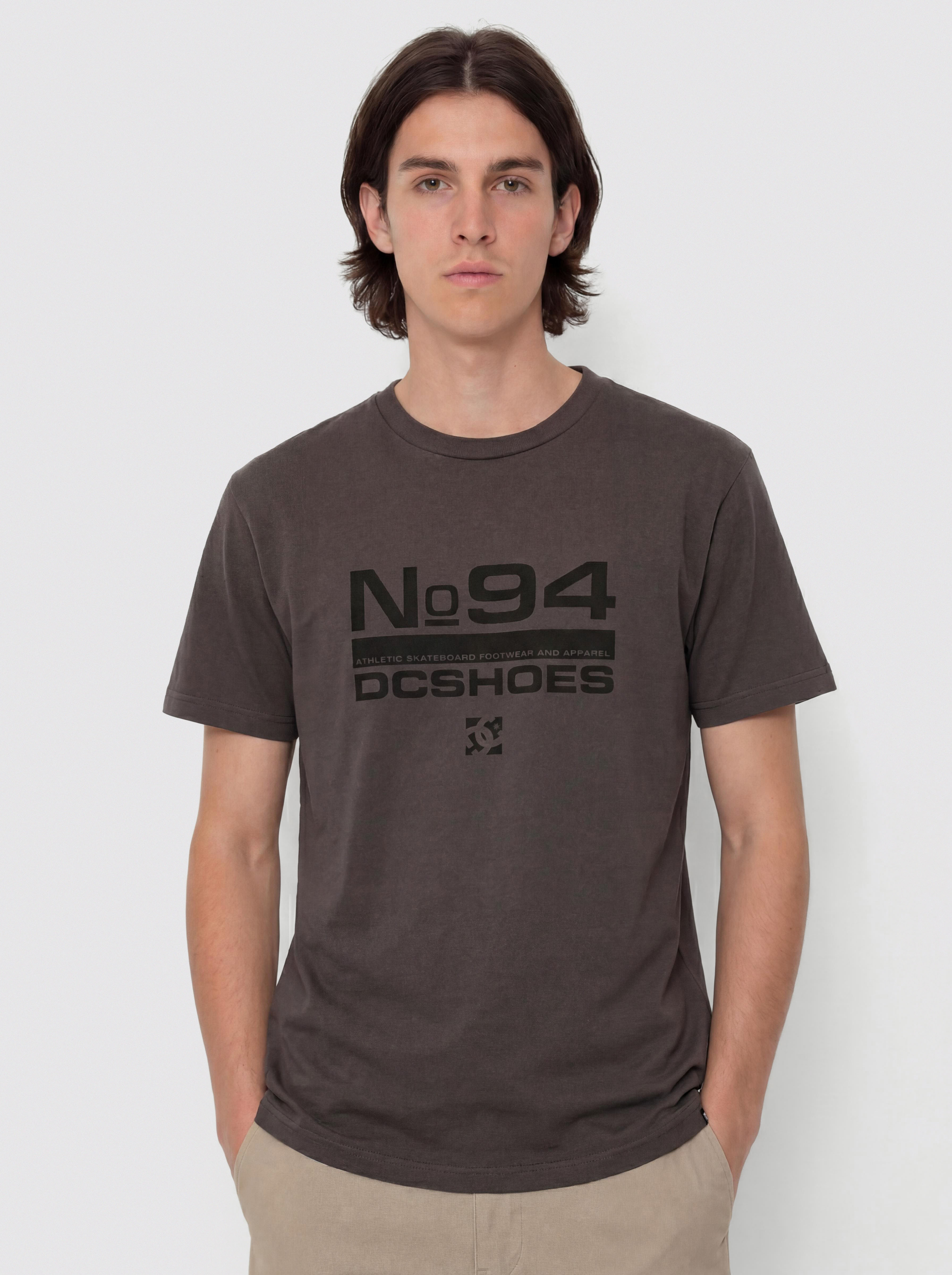 Póló DC No 94 (black enzyme wash)