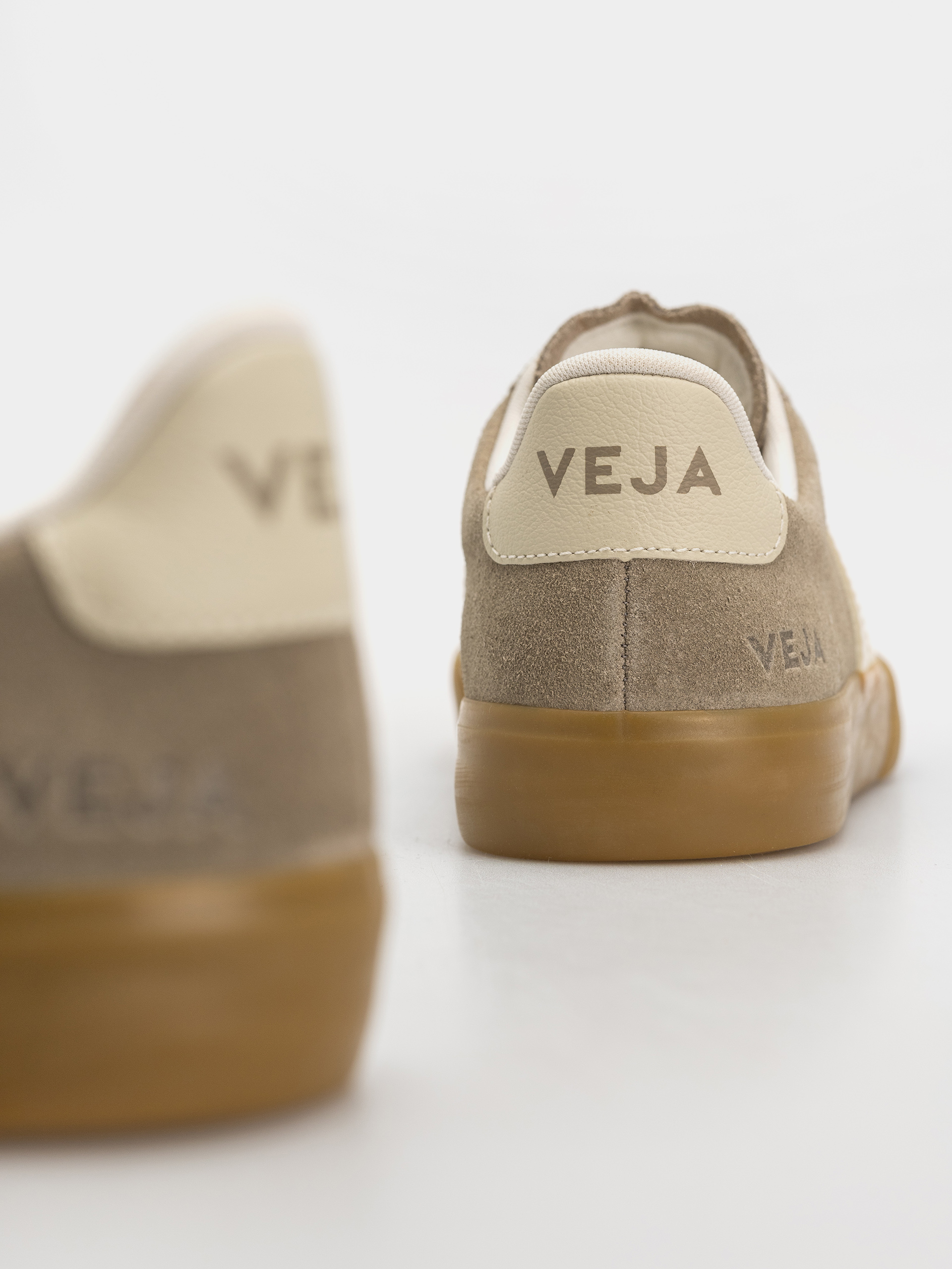 Veja Campo Wmn Cipők (taupe pierre natural)