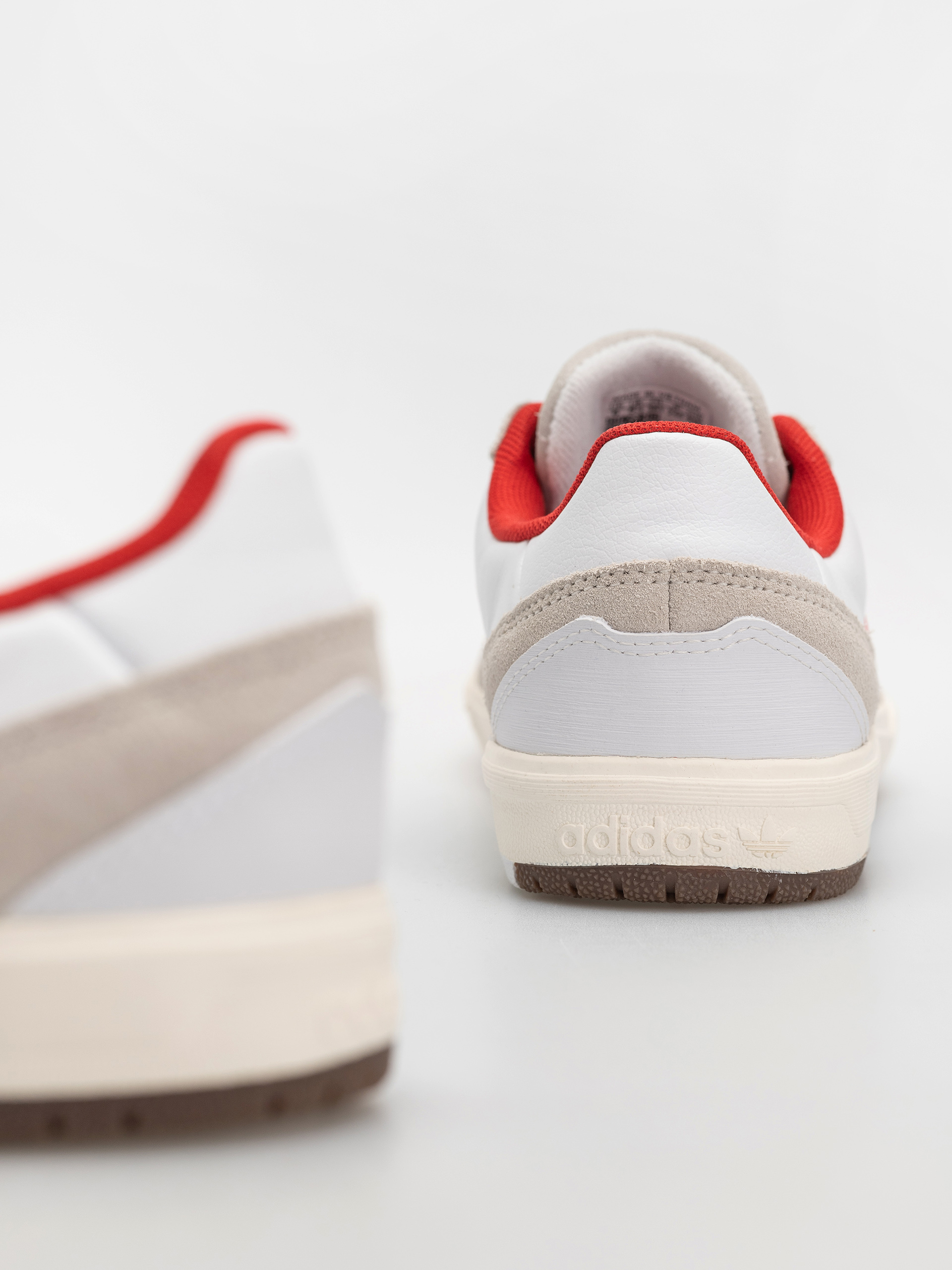 adidas Tyshawn II Cipők (ftwwht/betsca/cwhite)