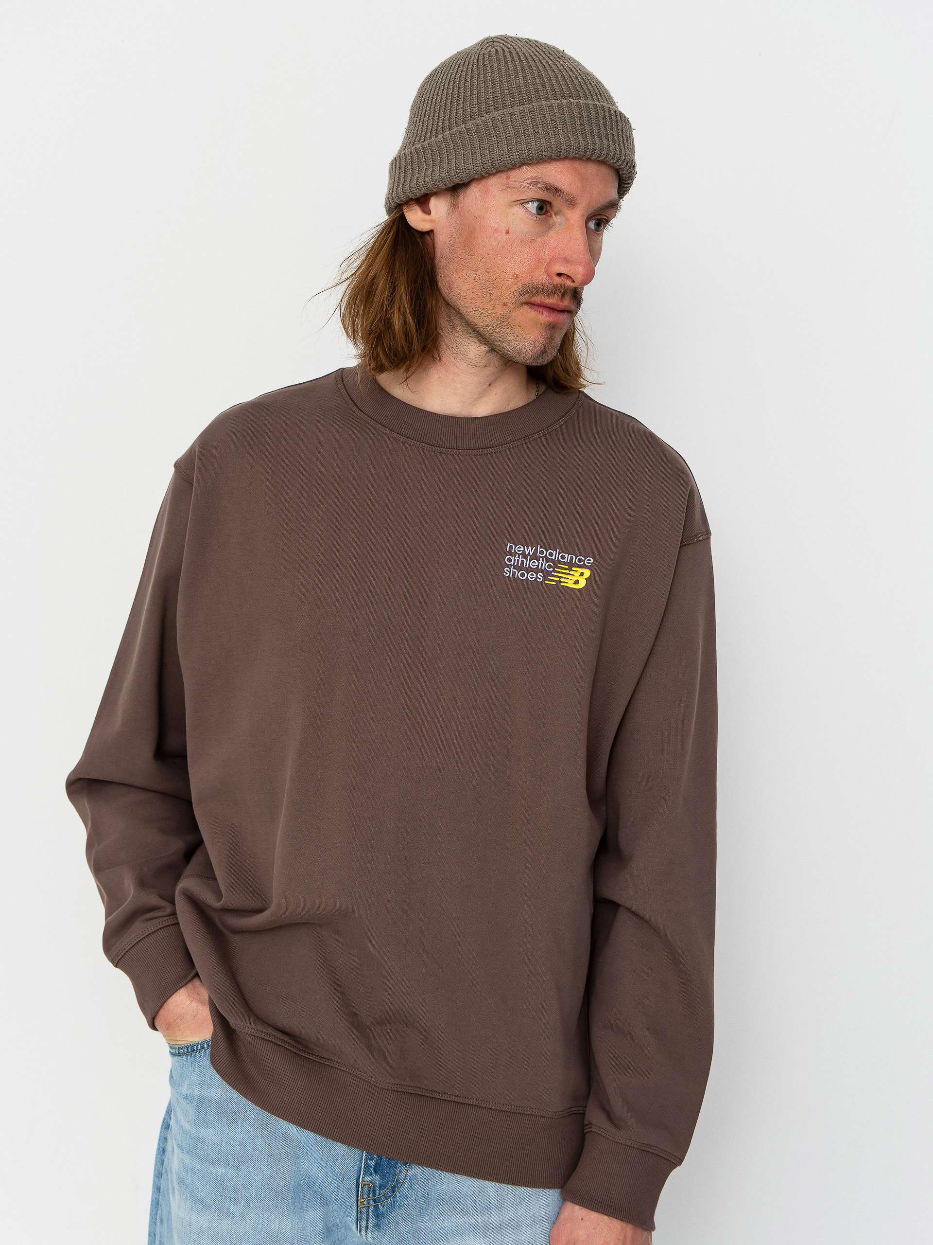 New Balance Athletics Premium Logo Crew Pulóver (cortado)