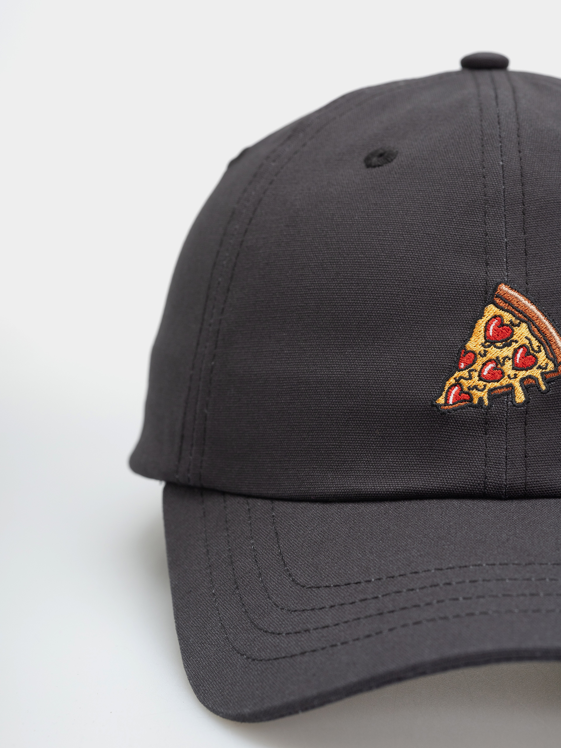 Baseball sapka Iriedaily Pizza Love Dad (off black)