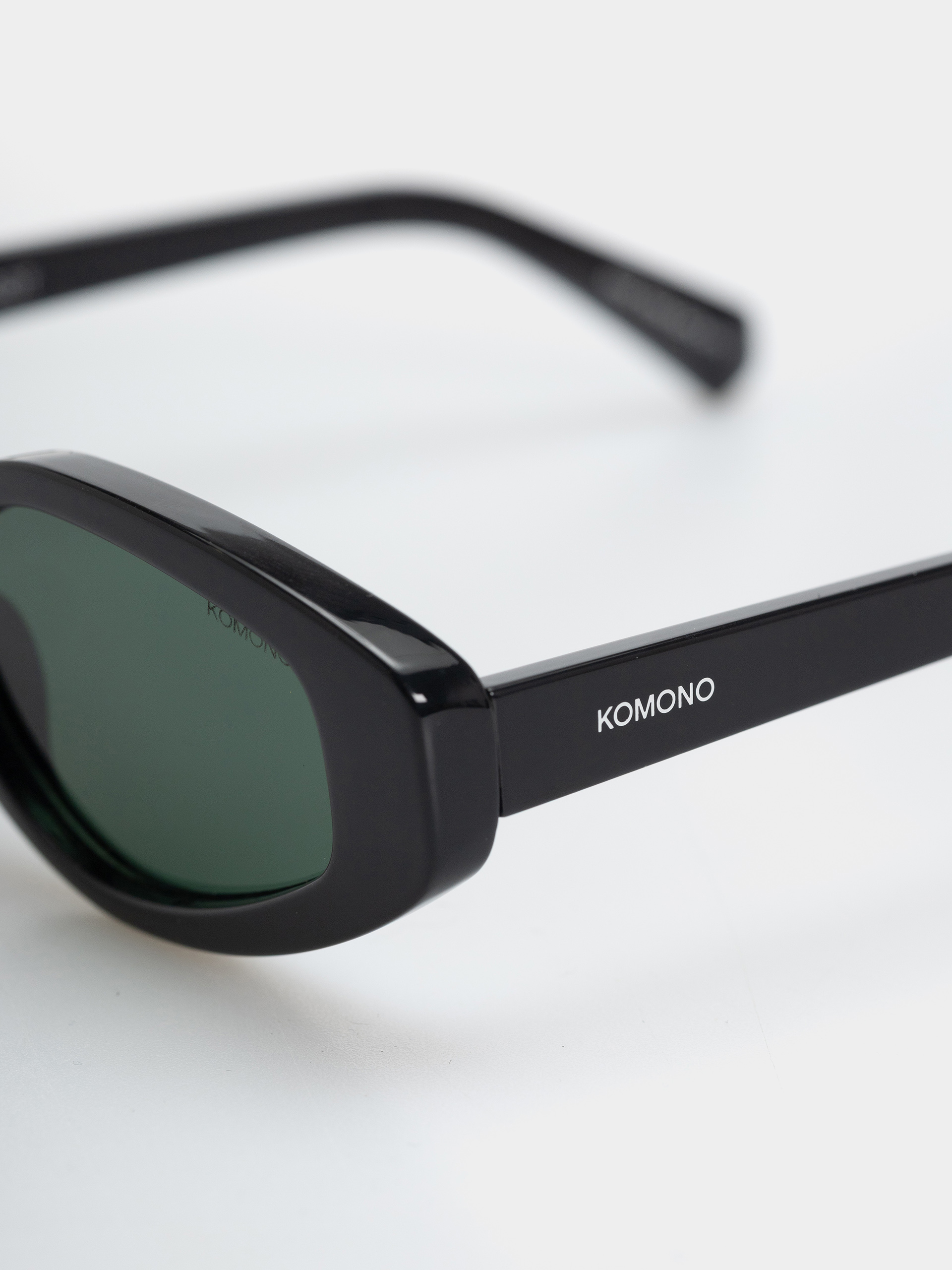 Napszemüvegek Komono Margot (black)