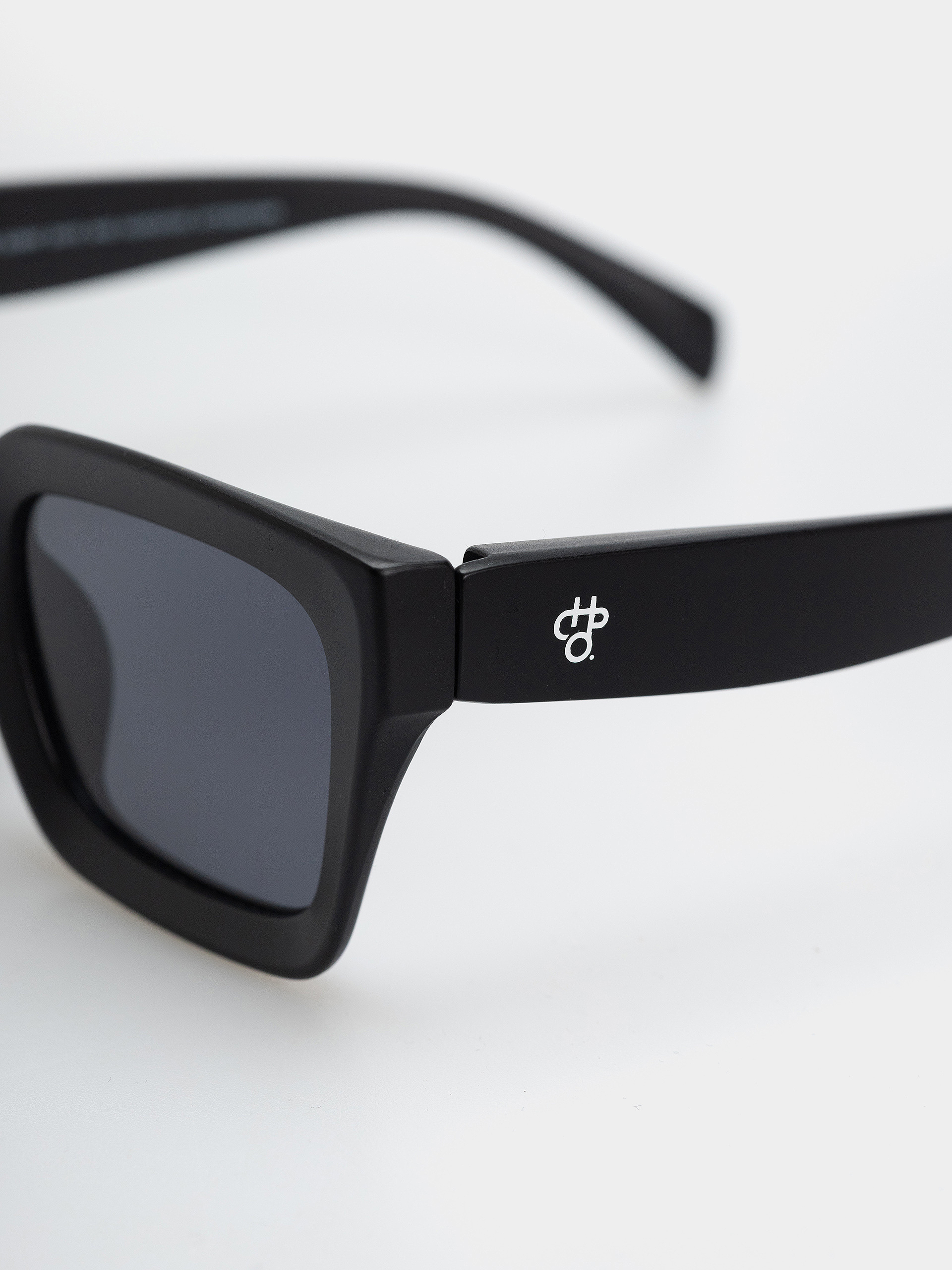 CHPO Anna Napszemüvegek (matte black/black)