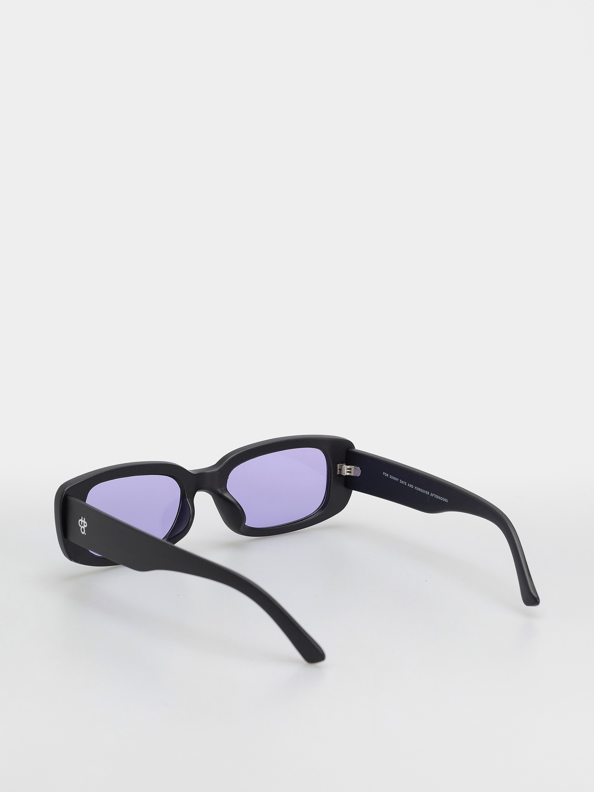 CHPO Nicole Napszemüvegek (matte black/purple)