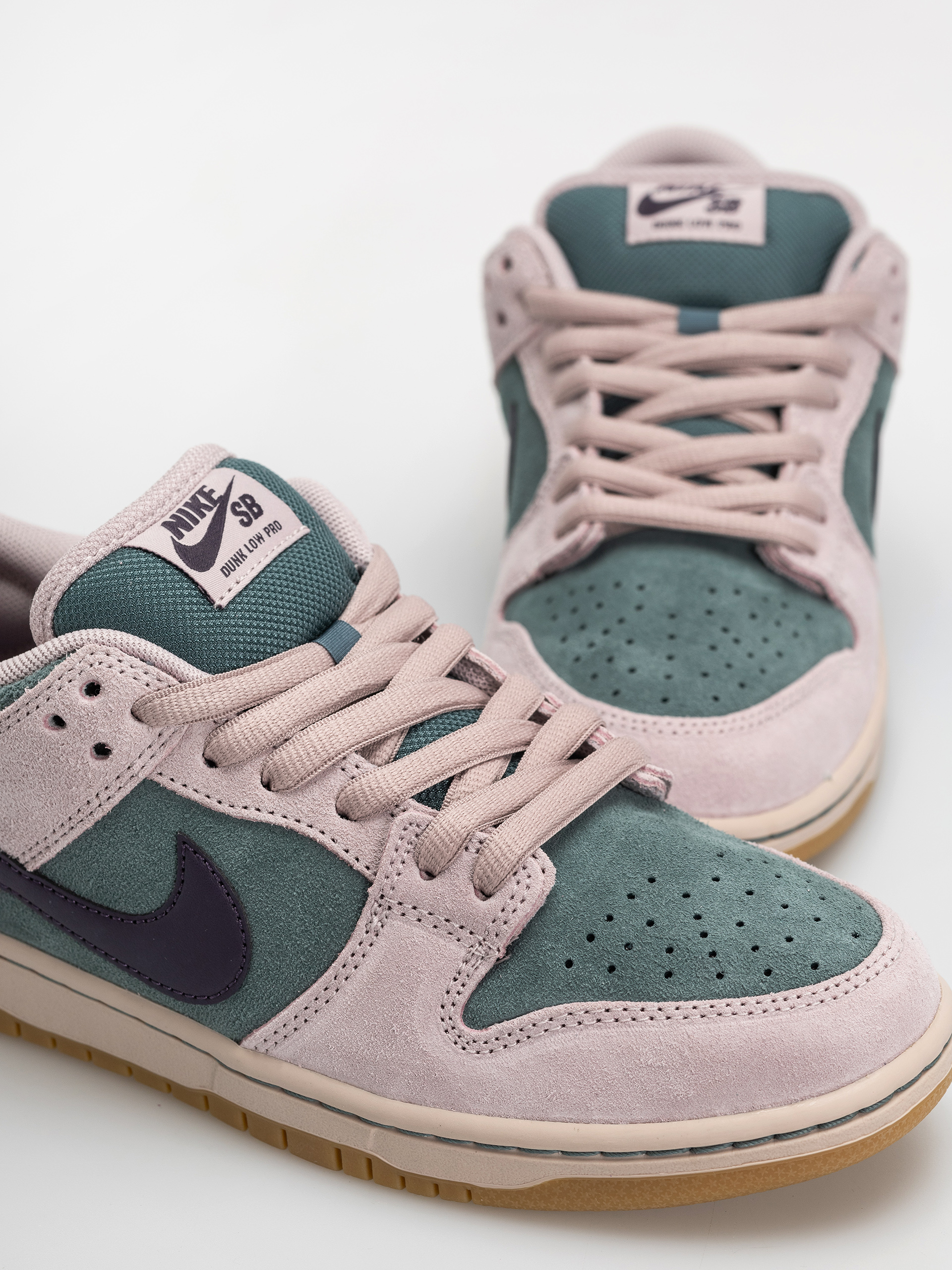 Nike SB Dunk Low Pro Cipők (mineral slate/dark raisin/particle rose)
