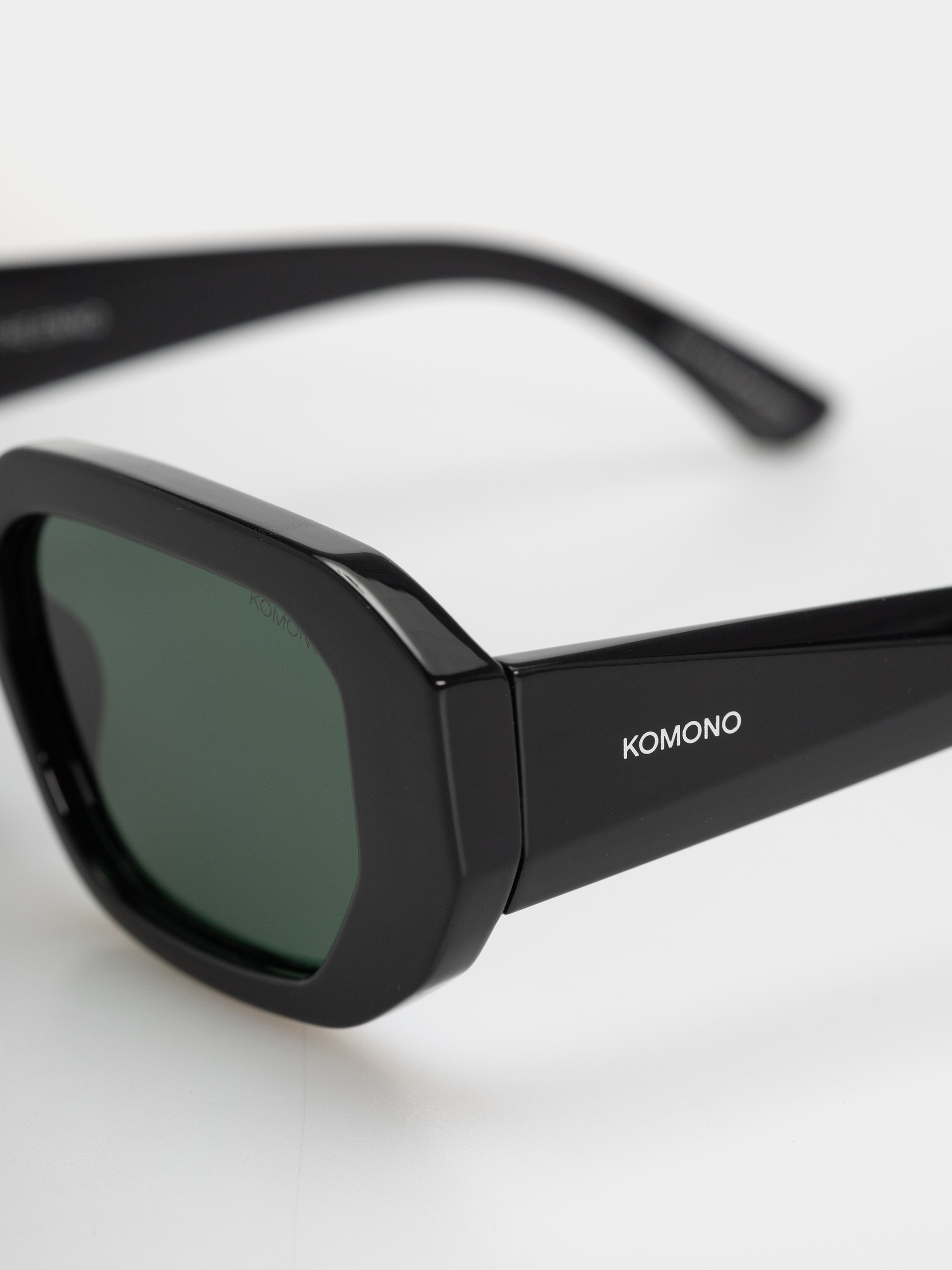 Komono Enno Napszemüvegek (black)