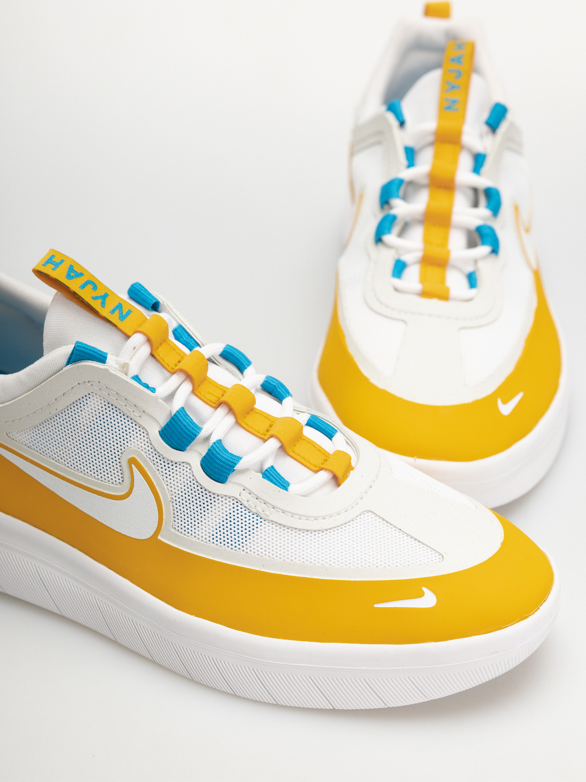 Nike SB Nyjah Free 2 Cipők (dark sulfur/white laser blue)