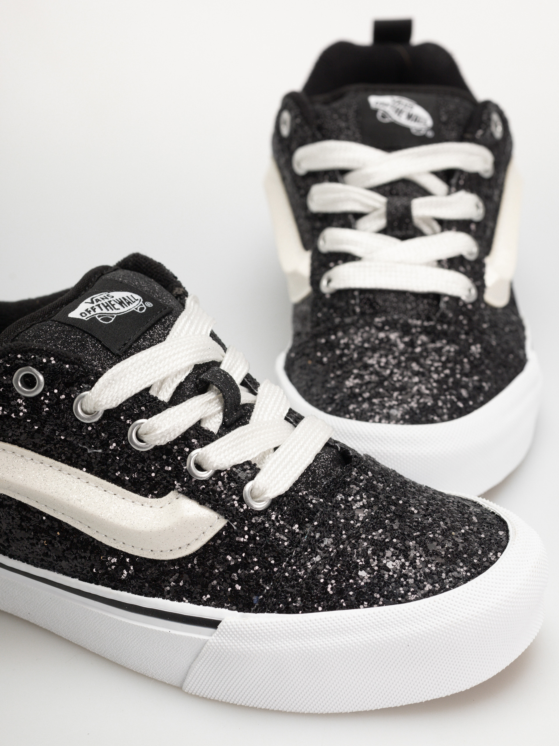 Cipők Vans Knu Skool (gltr black/white)