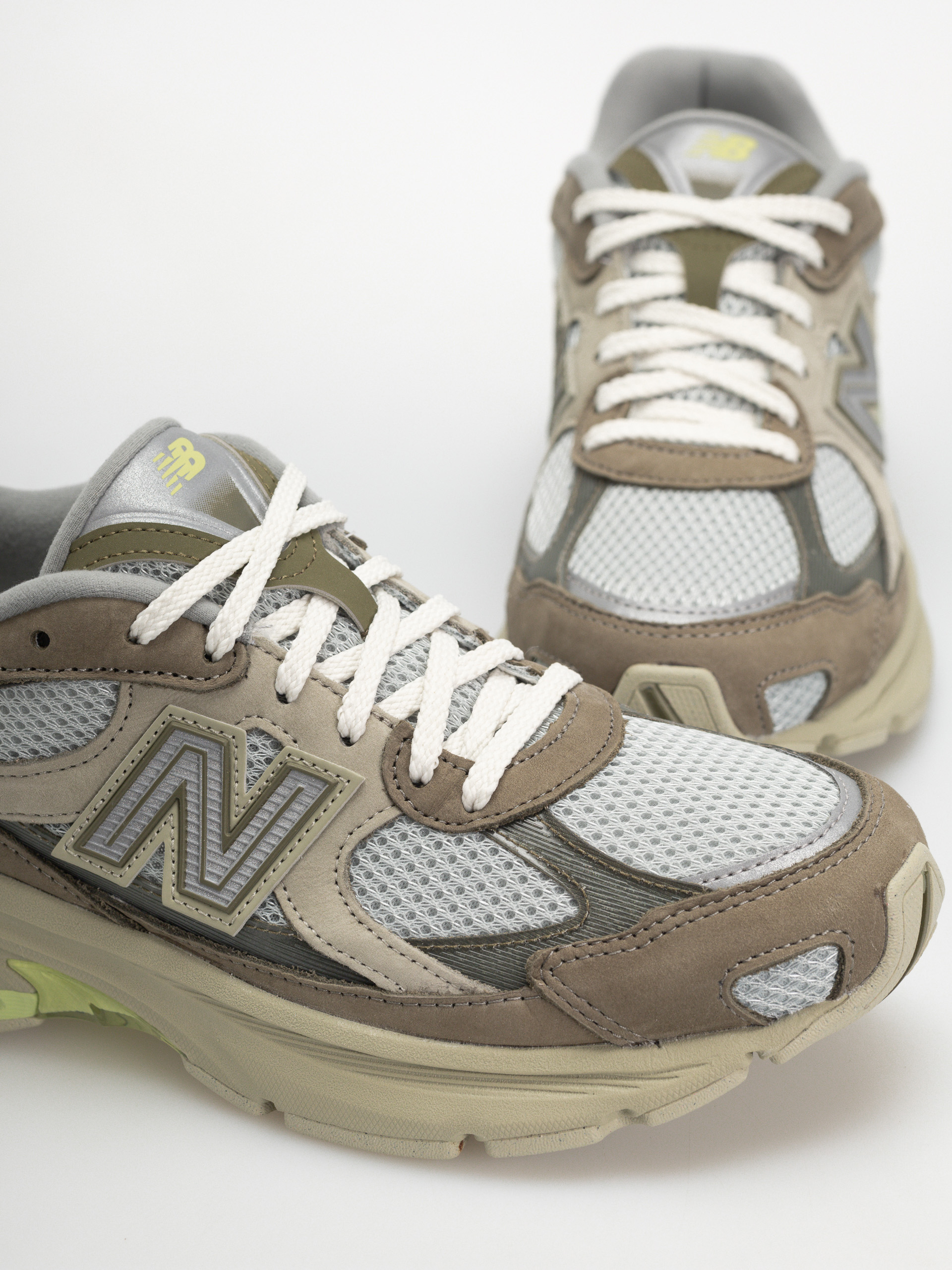 Cipők New Balance 2010 (covert green/dry lime/lone star grey)