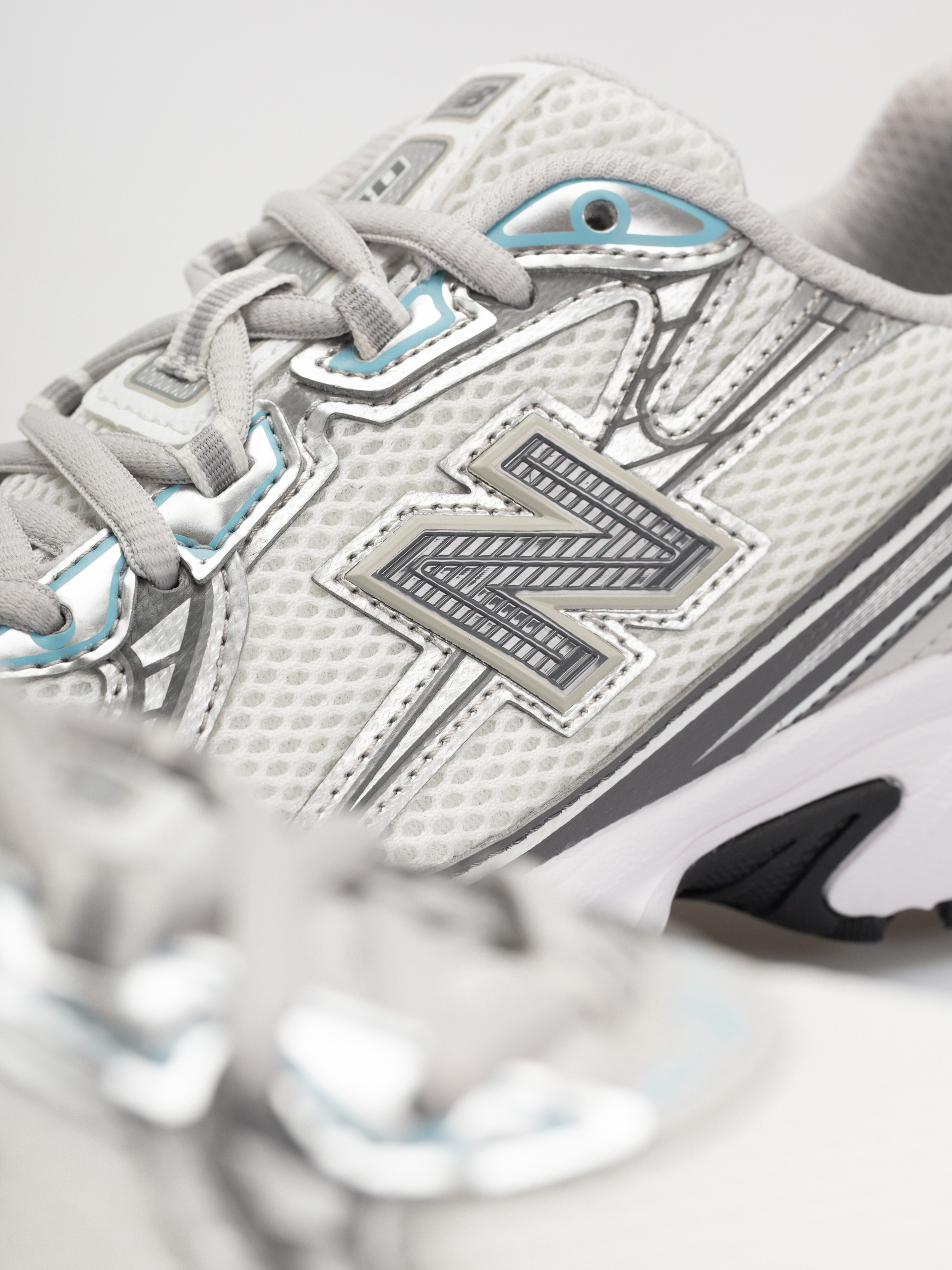 Cipők New Balance 740 (103 white/castlerock)