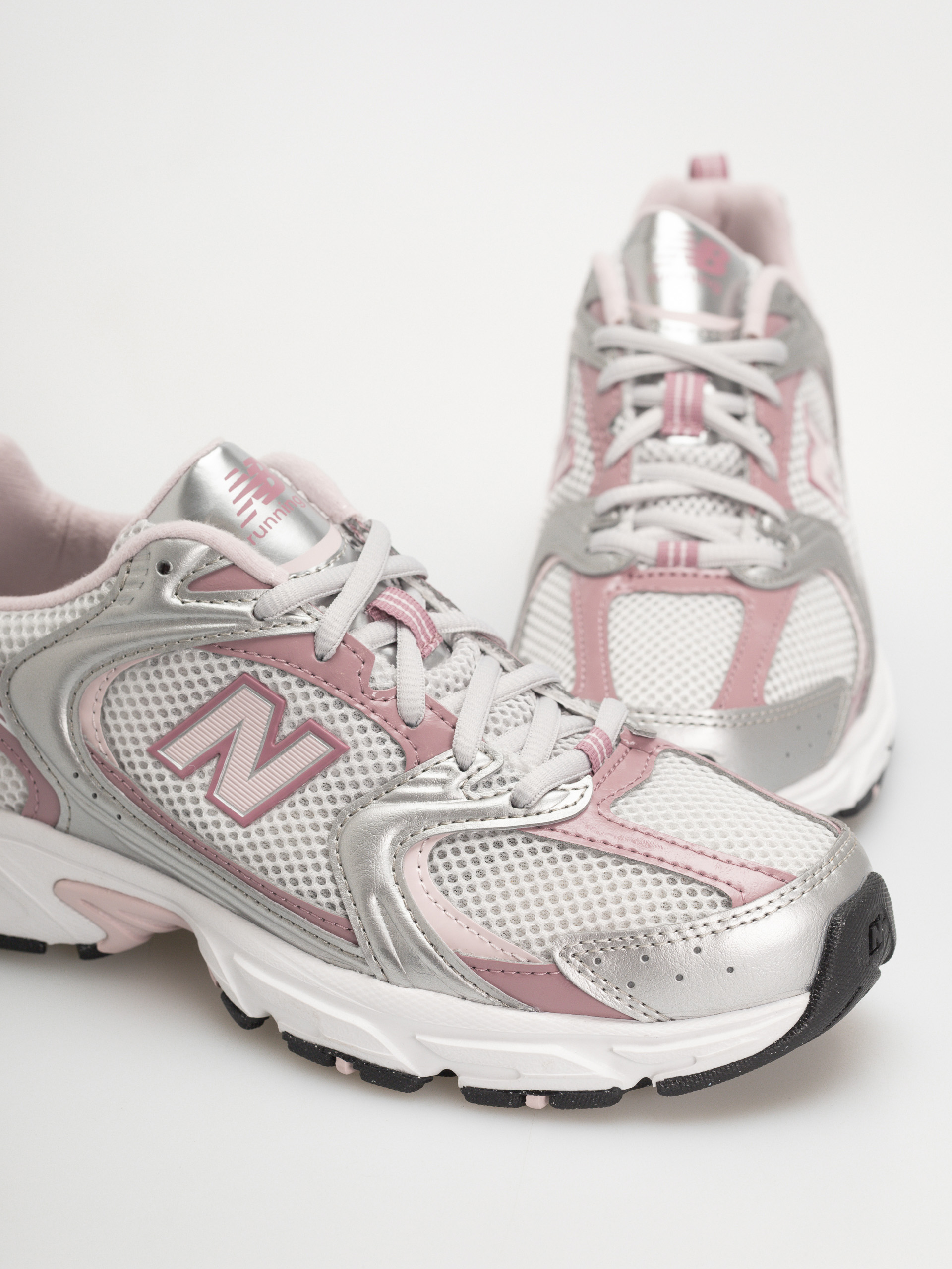 Cipők New Balance 530 (silver metallic/rosewood)