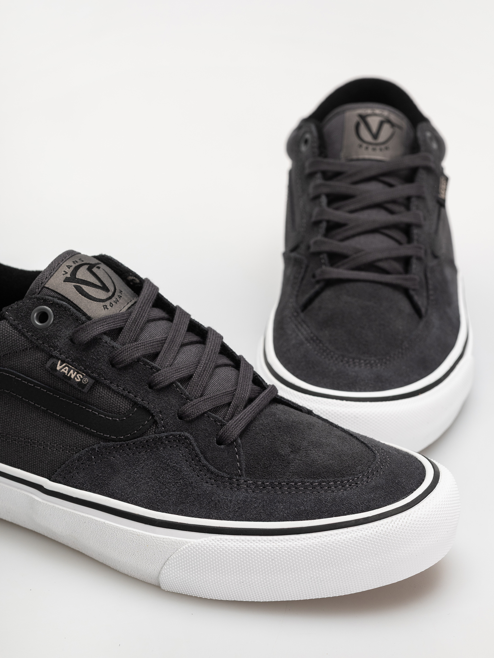 Cipők Vans Skate Rowan (asphalt/white)