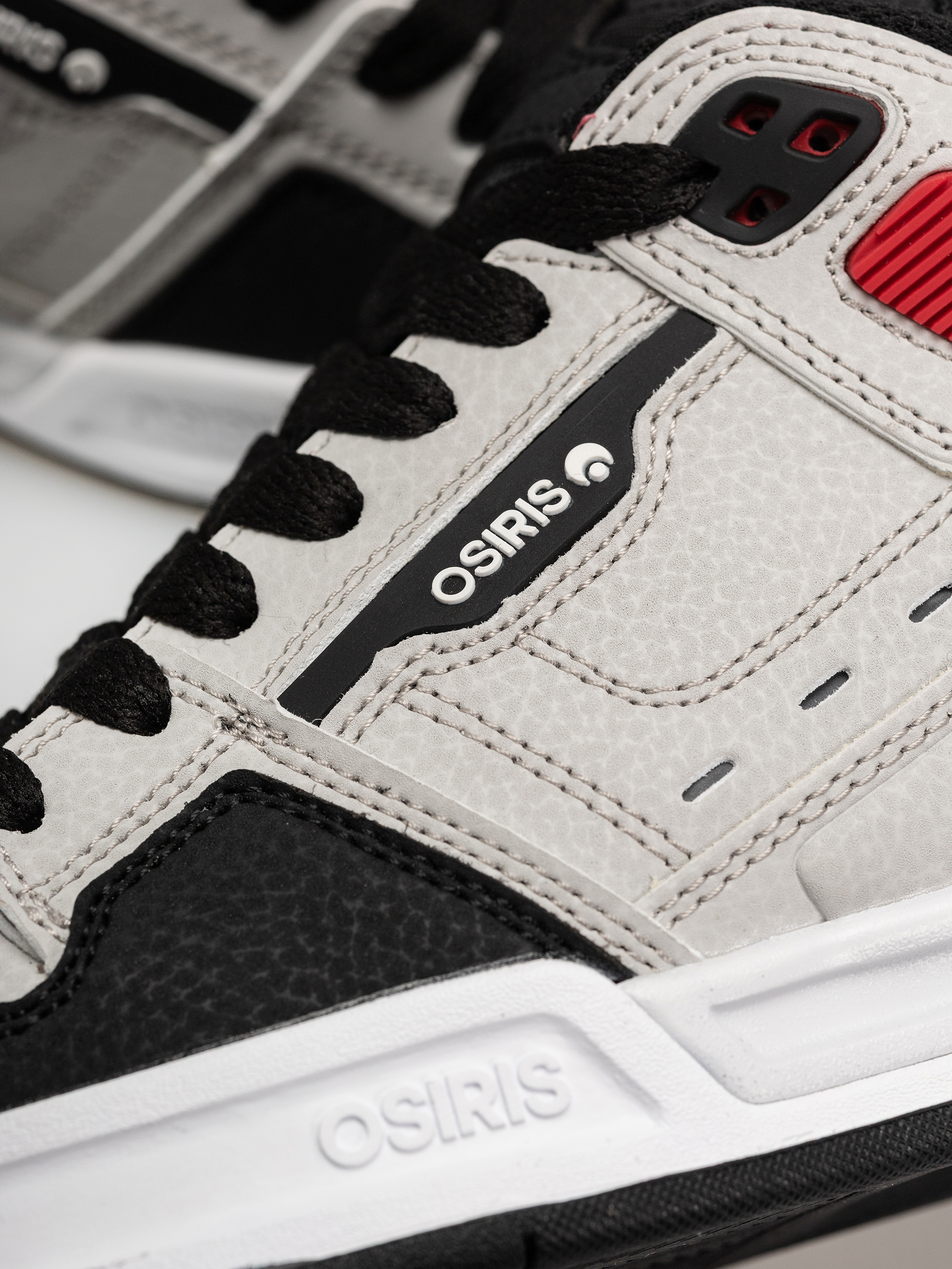 Cipők Osiris Peril (grey/black/red)