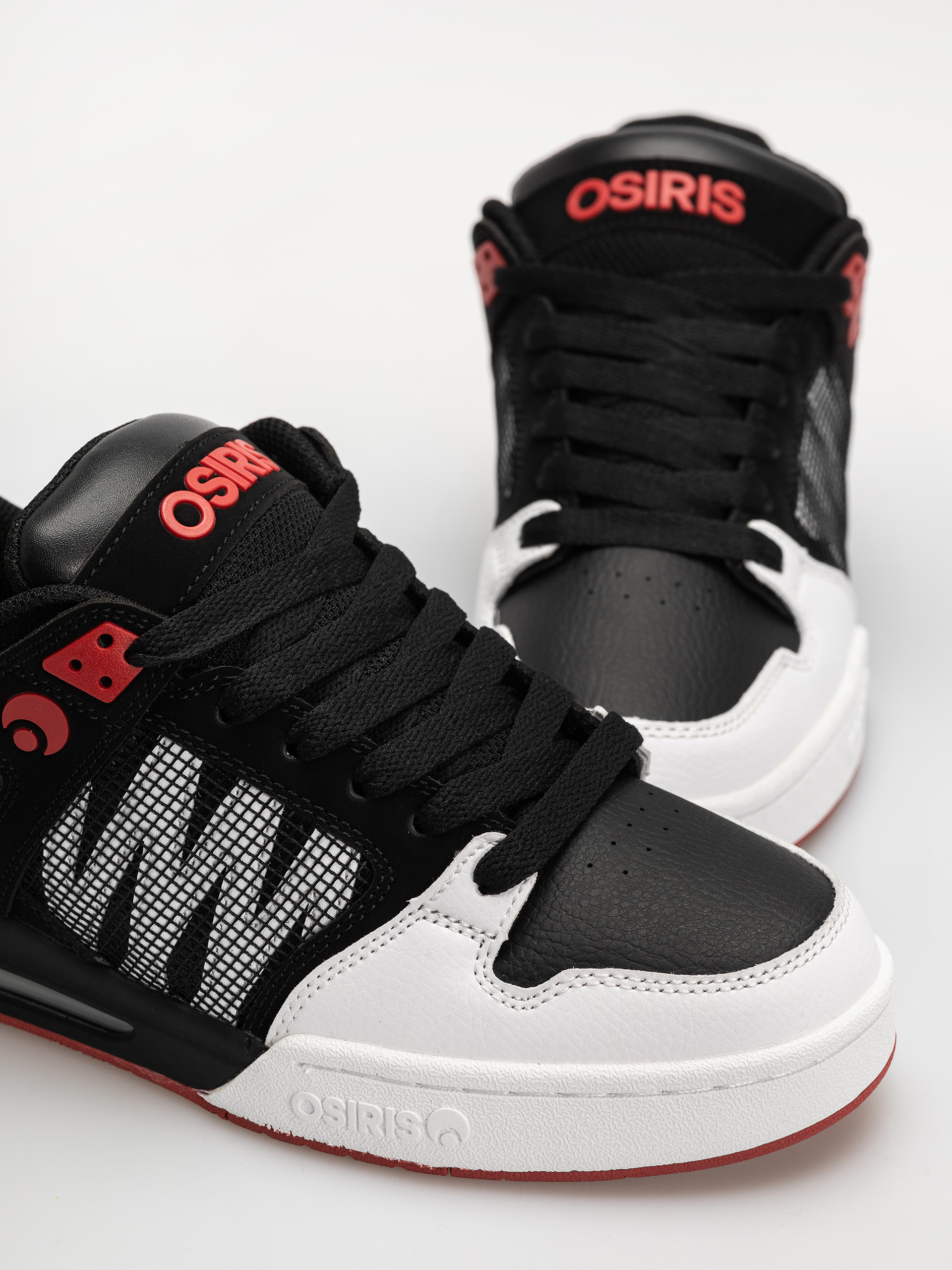 Osiris Pixel Cipők (white/black/red)
