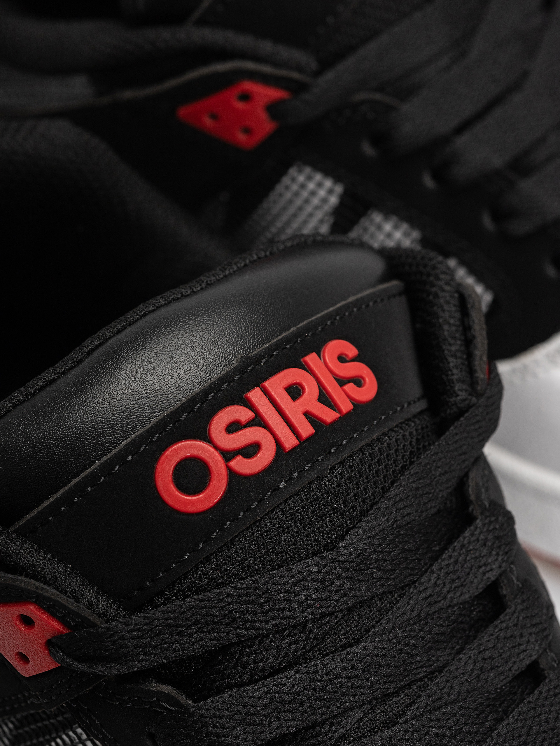Osiris Pixel Cipők (white/black/red)