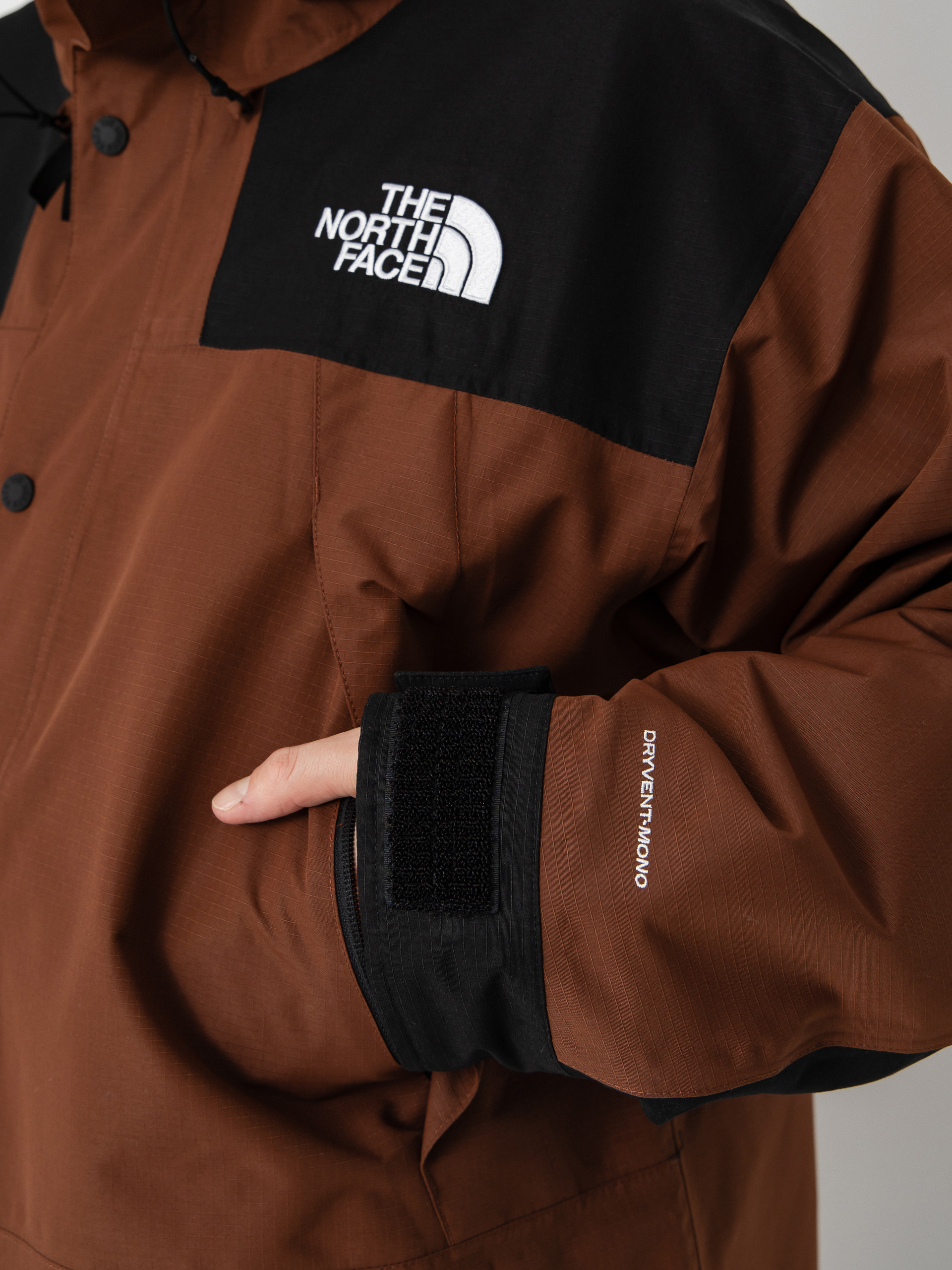 The North Face Dryvent Mono Mountain Dzseki (ember soil/tnf)