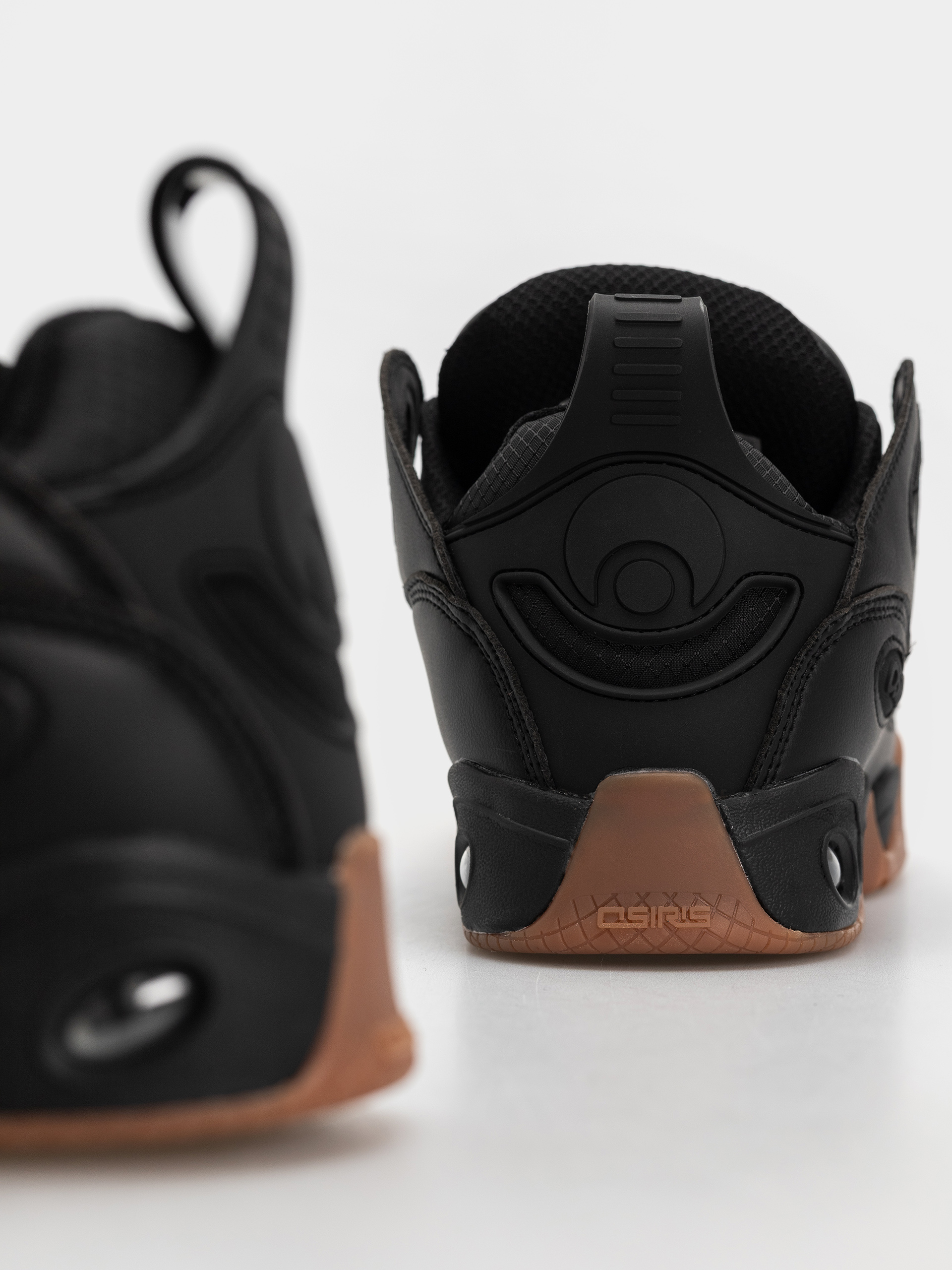 Osiris D3 E Cipők (black/black/gum)