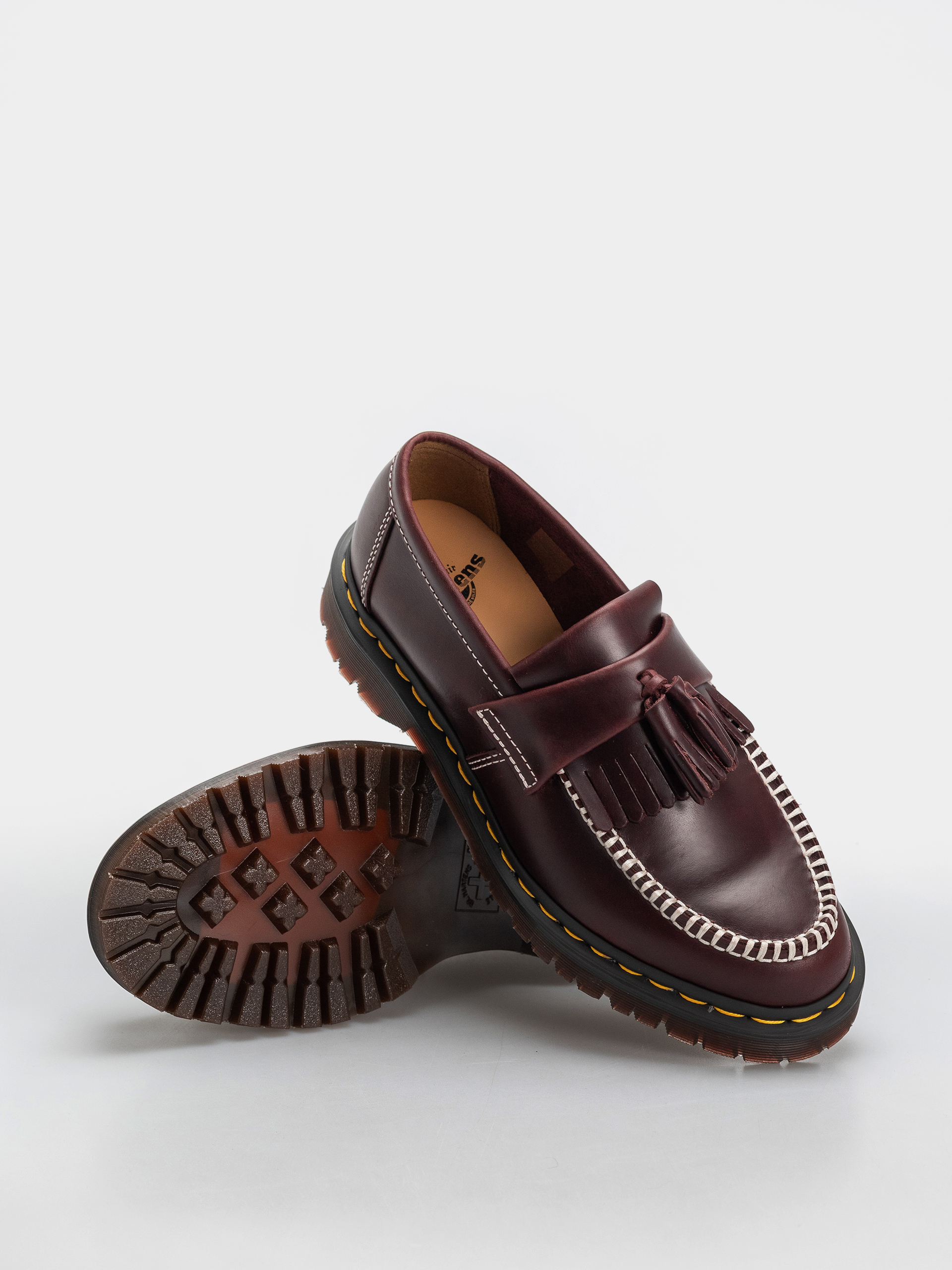 Cipők Dr. Martens Adrian Ben Tassel Loafer (cherry red orleans)