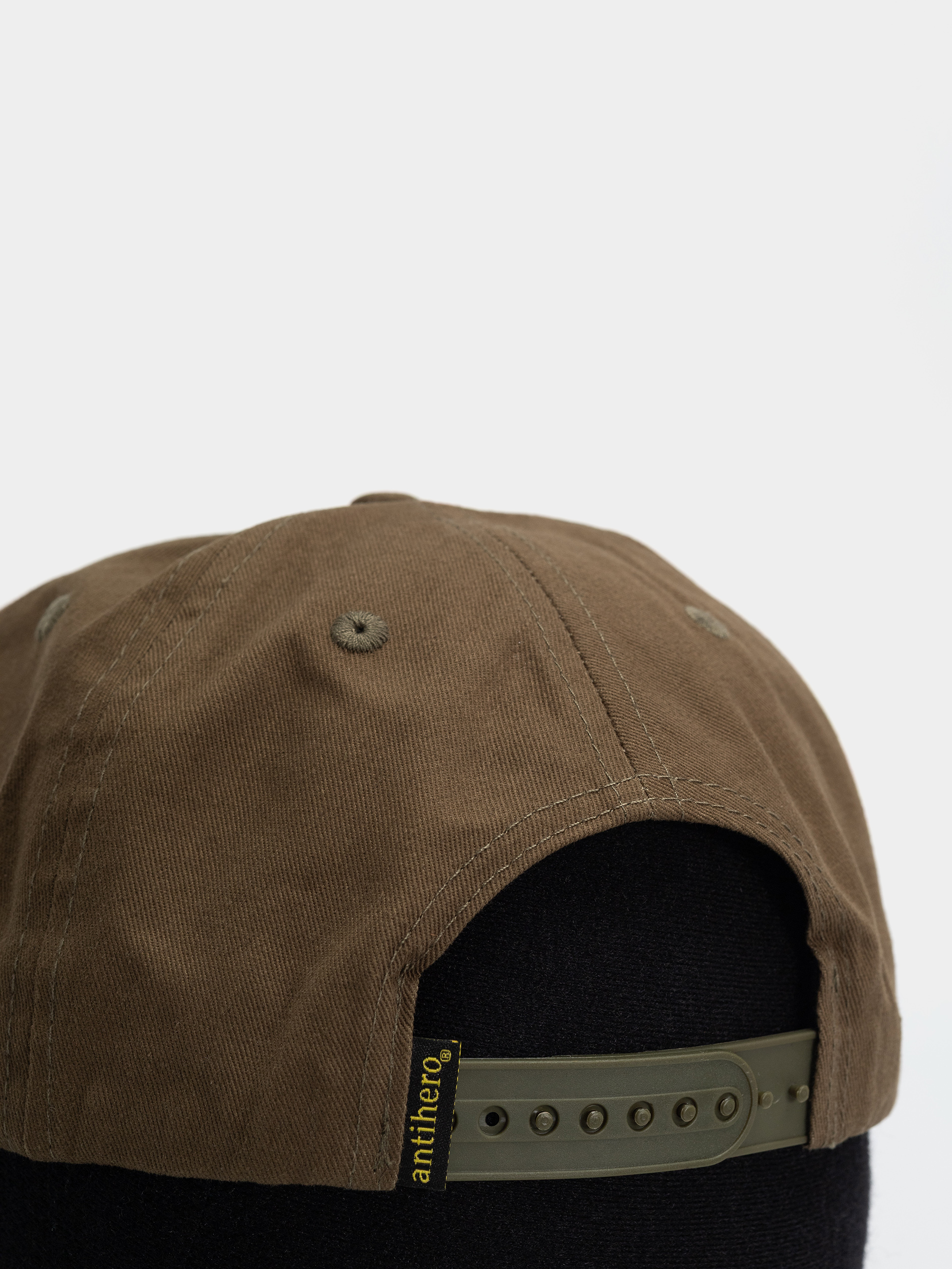 Baseball sapka Antihero Basic Eagle (brown/orange)