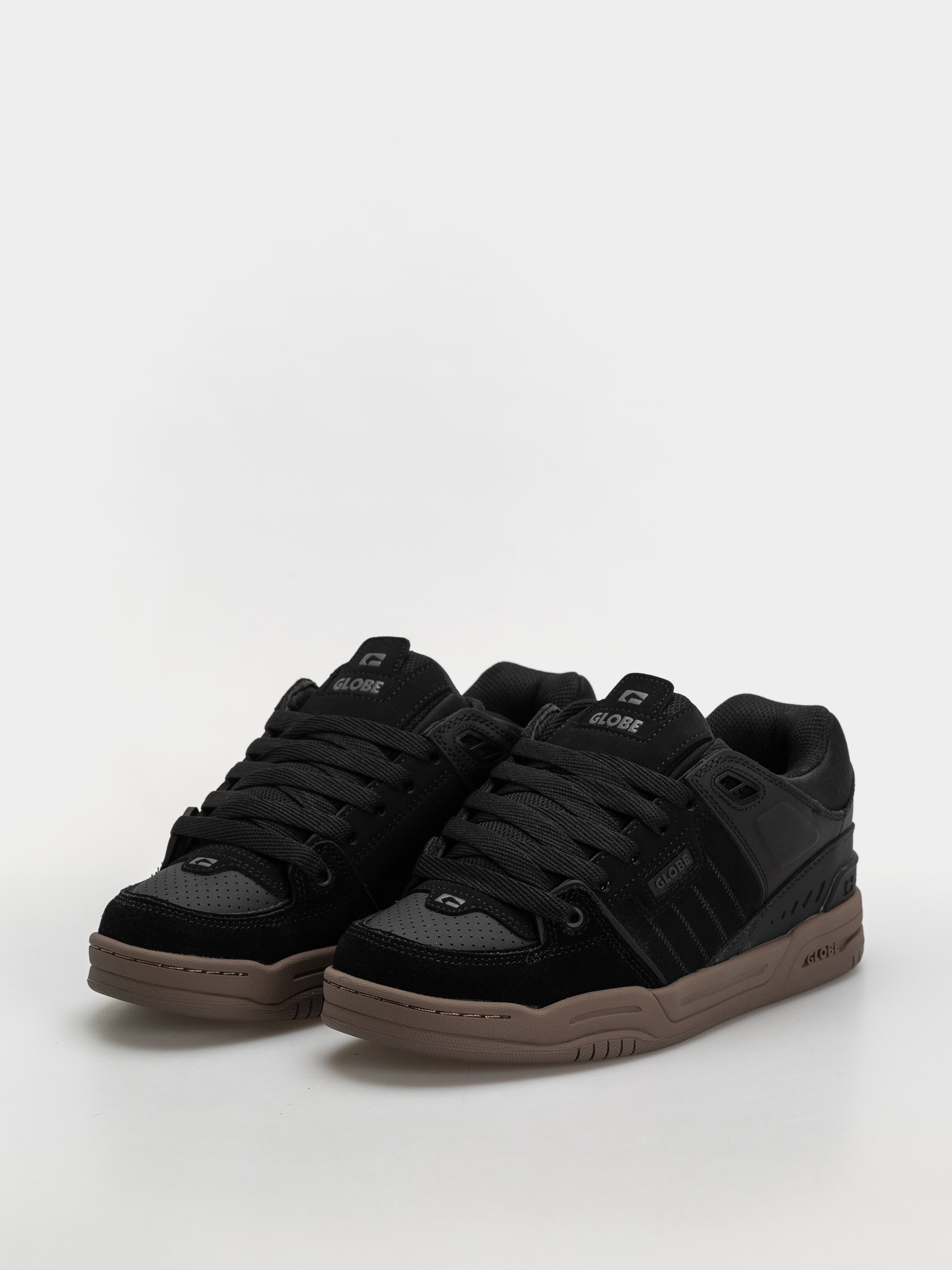 Cipők Globe Fusion (black/tobacco gum)